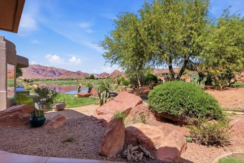 Tiny photo for 2410 W Entrada Trail Unit #4, Saint George, UT 84770 (MLS # 26-271554)