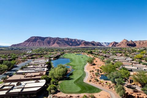 Tiny photo for 2410 W Entrada Trail Unit #4, Saint George, UT 84770 (MLS # 26-271554)