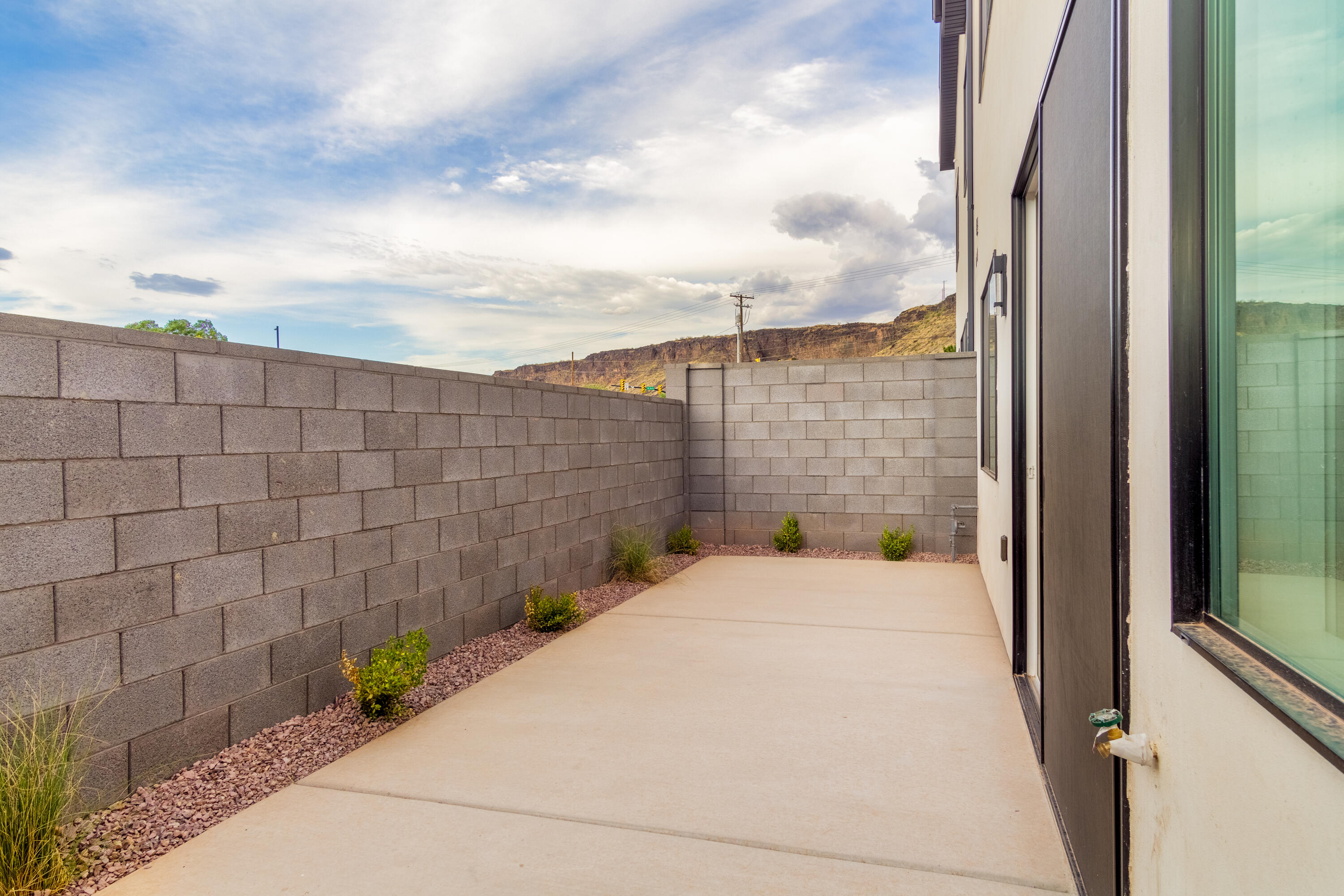 ZION HUB - Residential