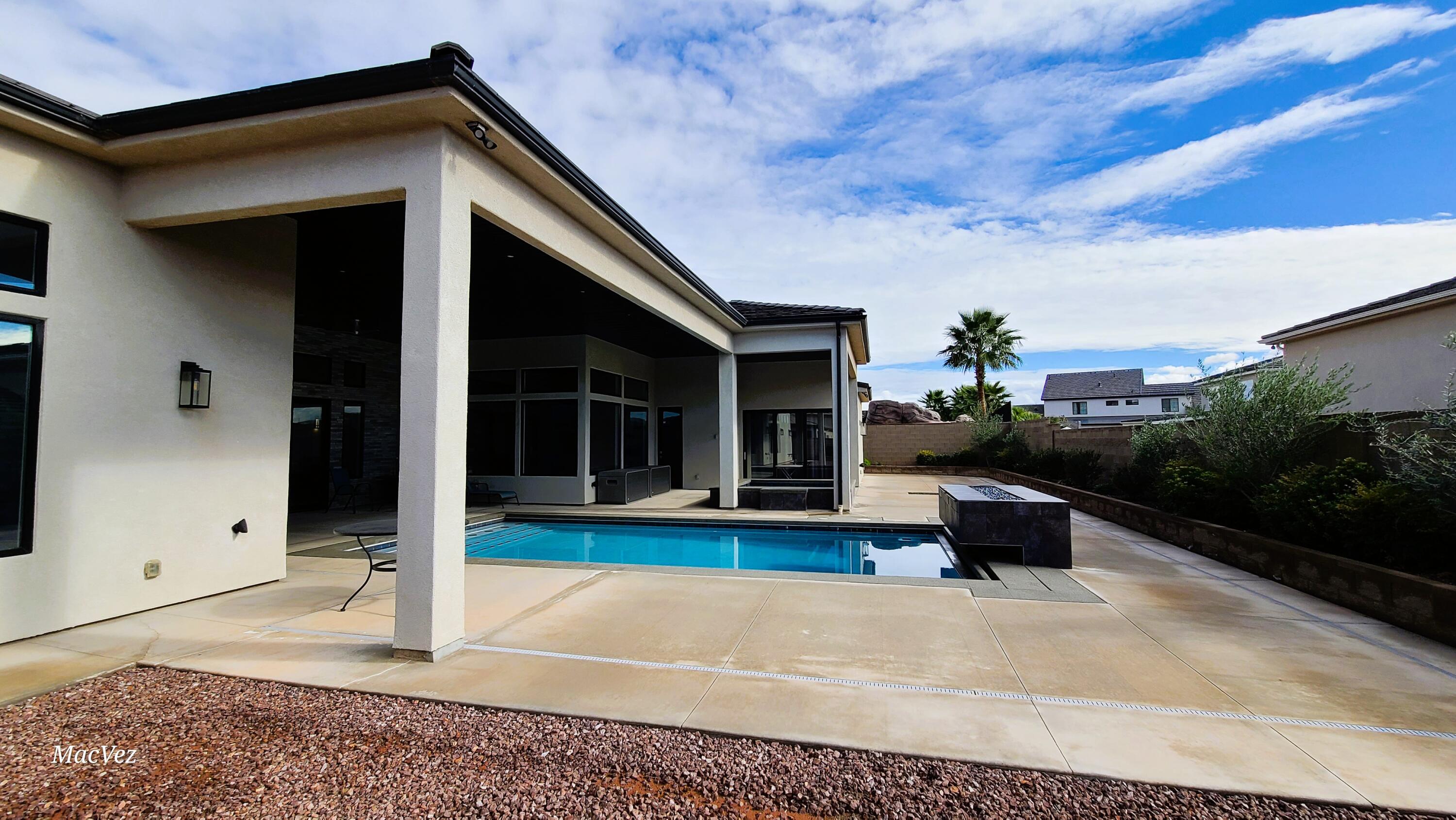 PECAN VALLEY - Residential