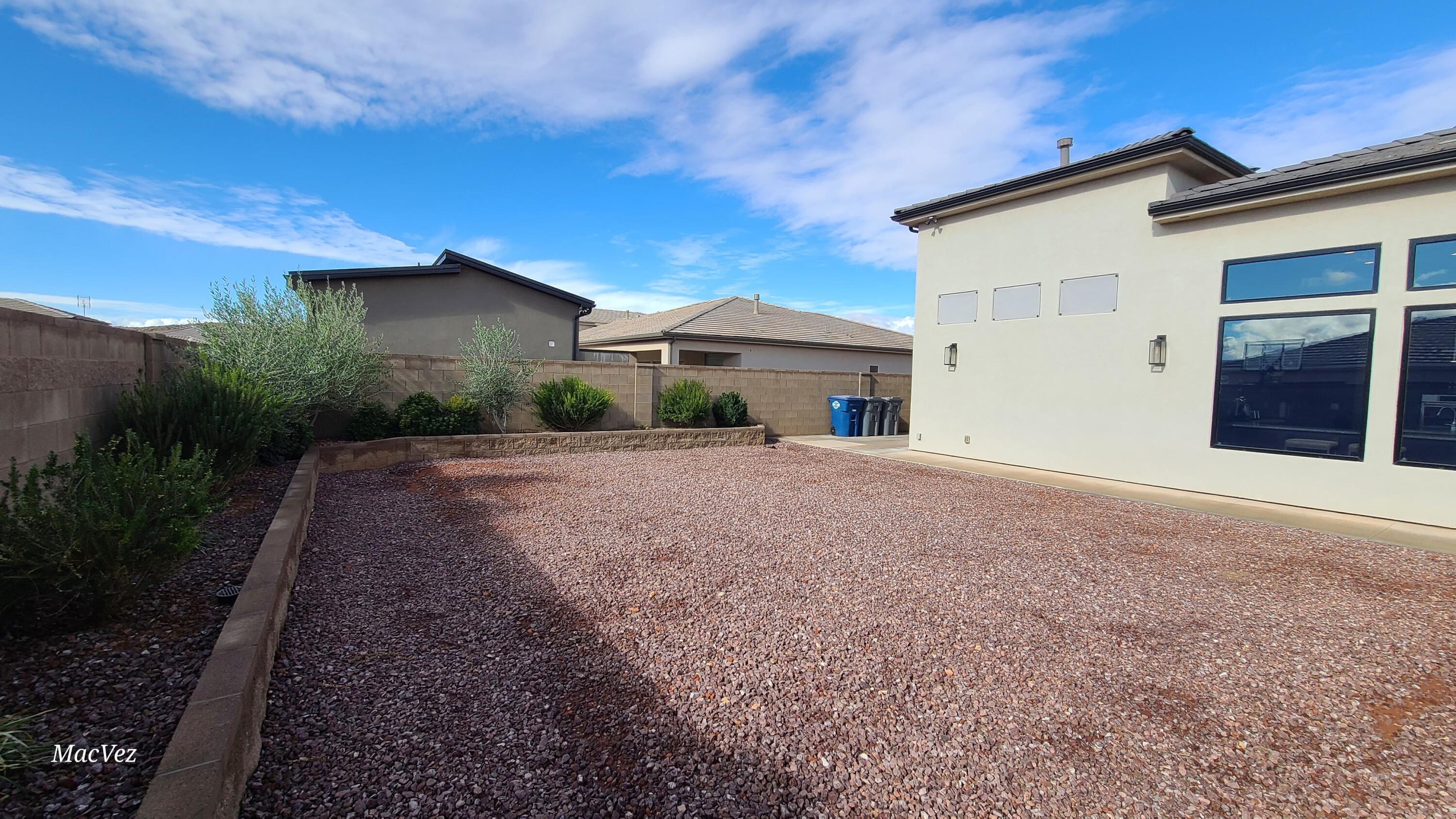 PECAN VALLEY - Residential