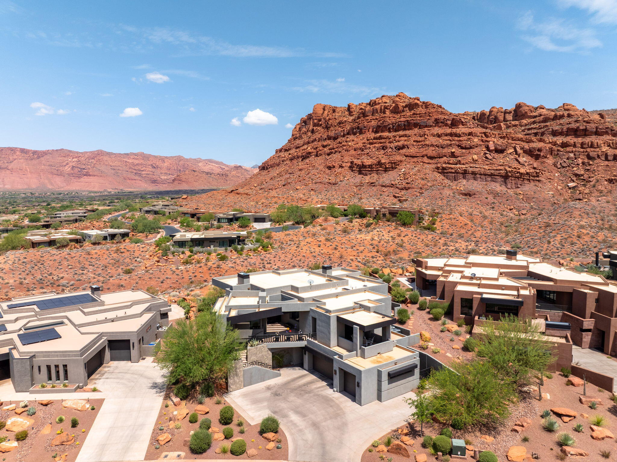 VISTAS AT ENTRADA - Residential