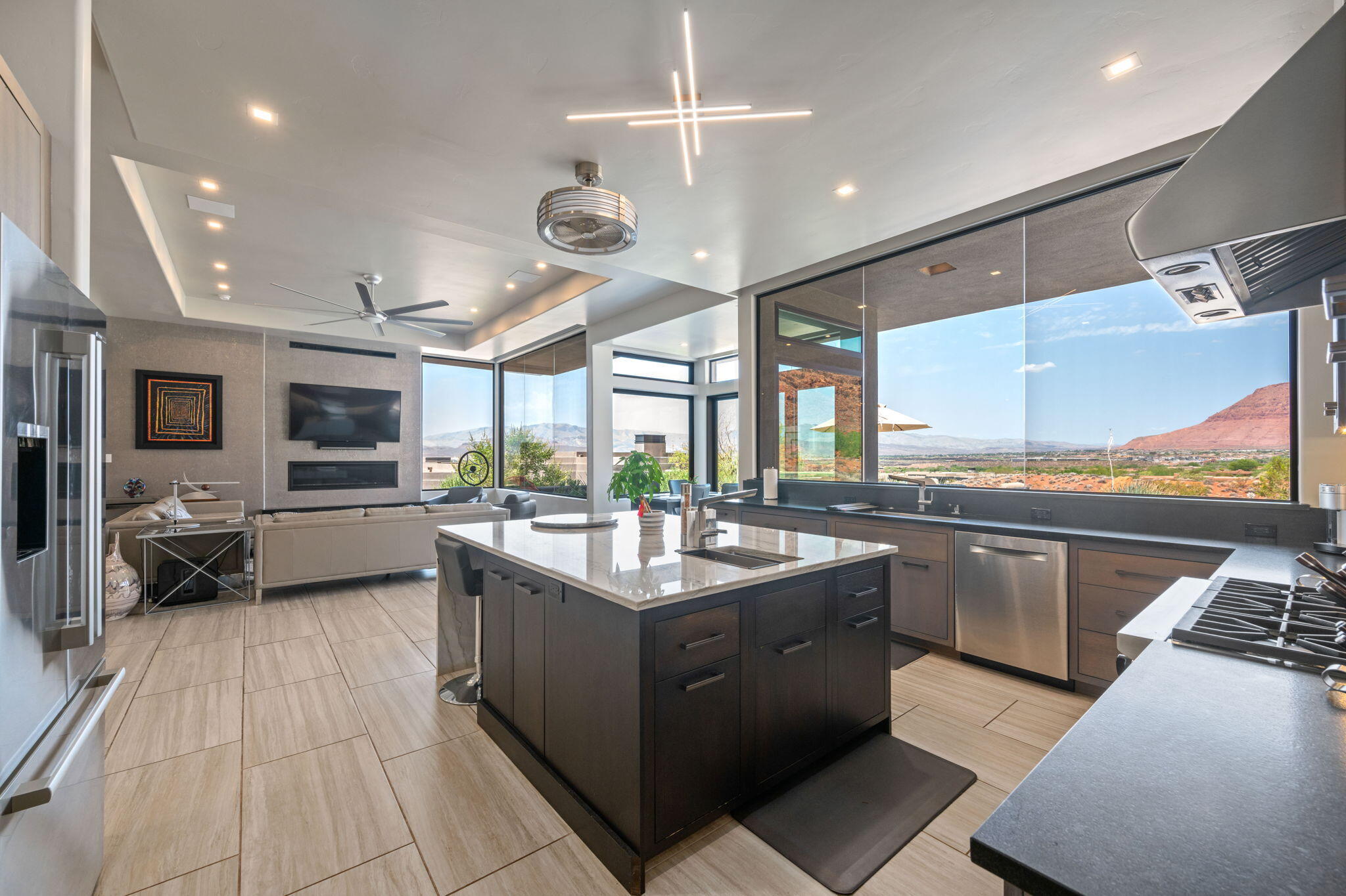 VISTAS AT ENTRADA - Residential