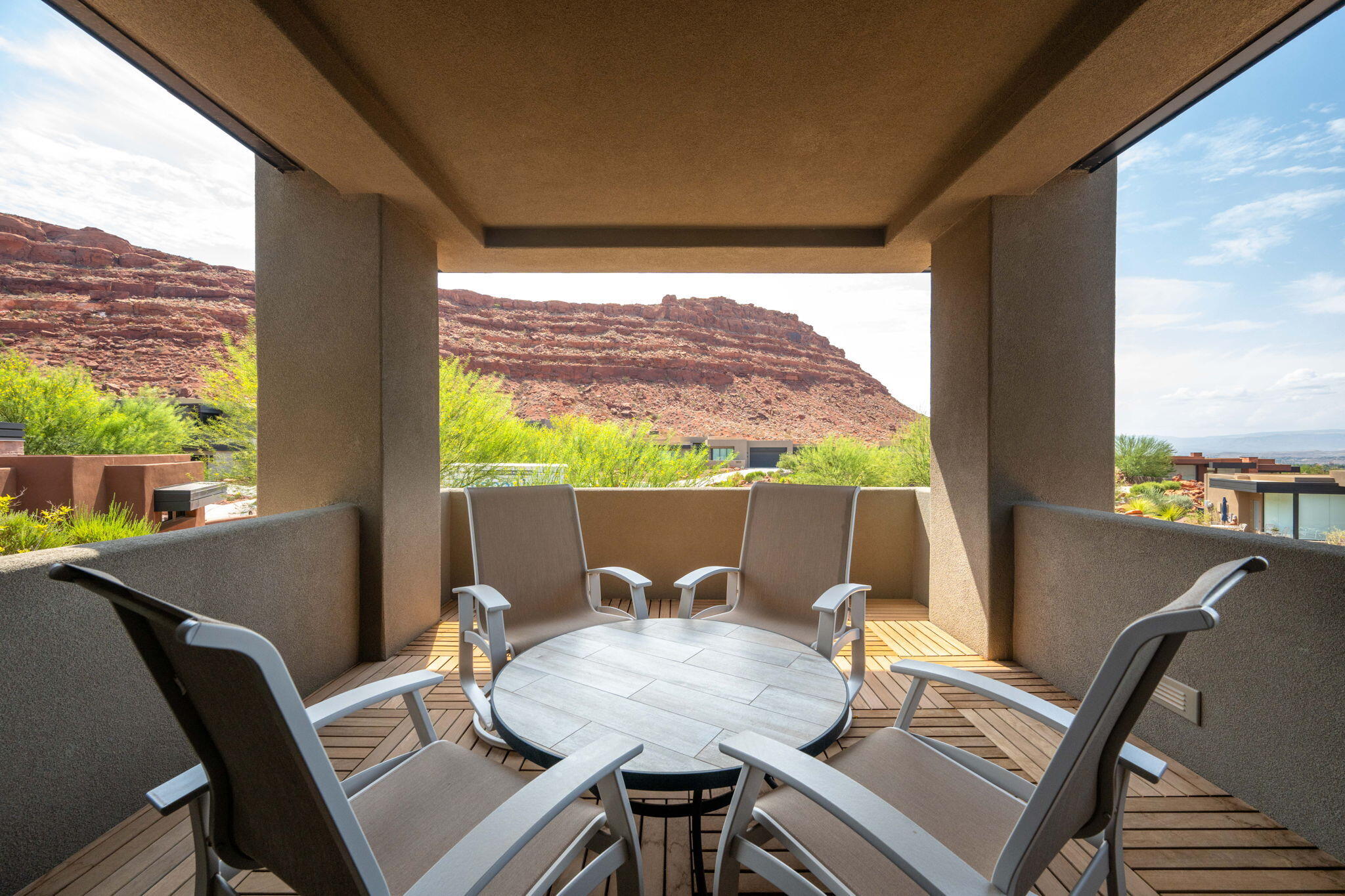 VISTAS AT ENTRADA - Residential