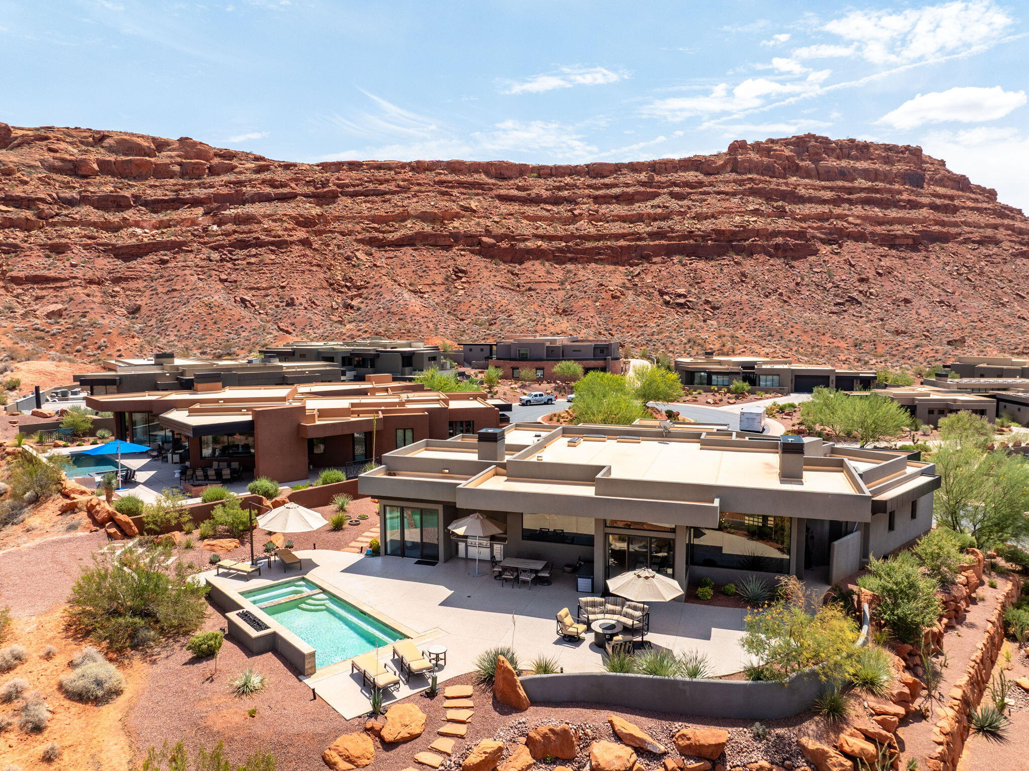 VISTAS AT ENTRADA - Residential