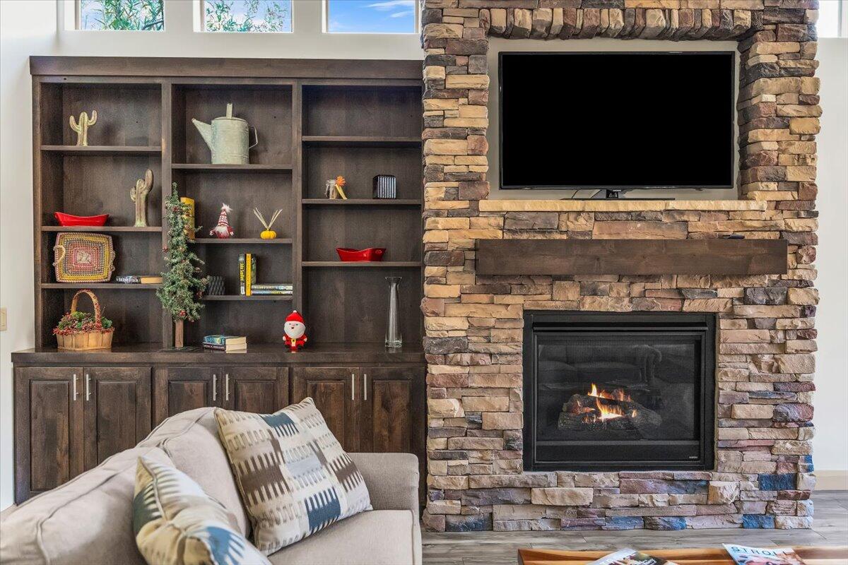 KACHINA SPRINGS EAST - Residential