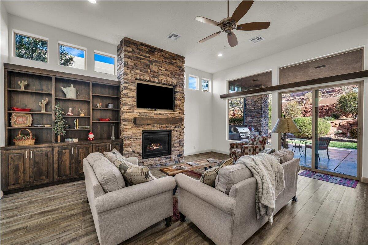 KACHINA SPRINGS EAST - Residential