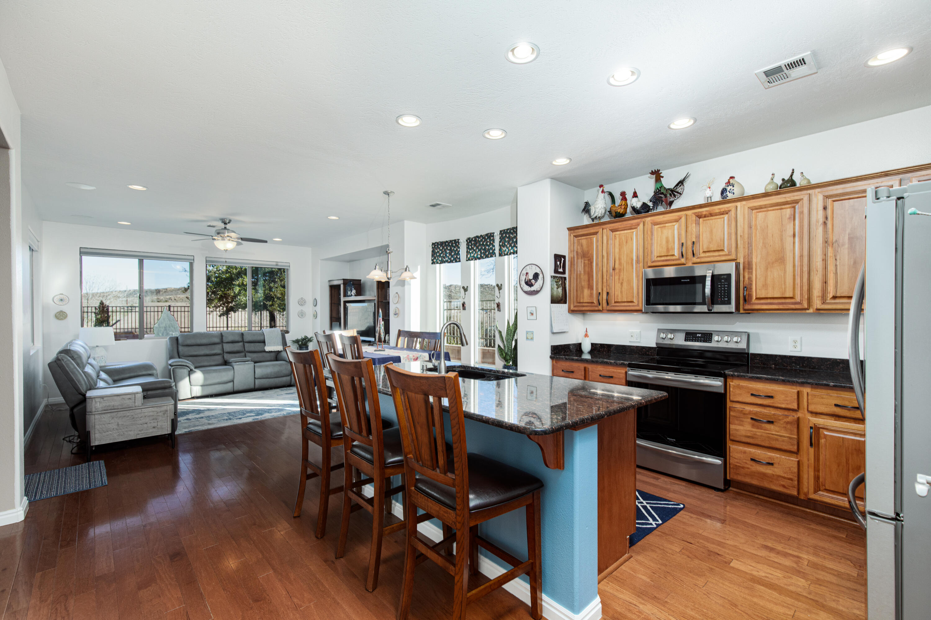 CORAL CANYON - Residential