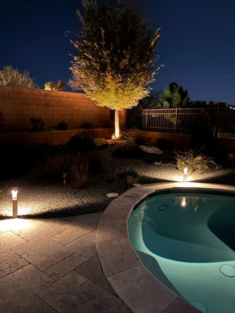 CORAL CANYON - Residential