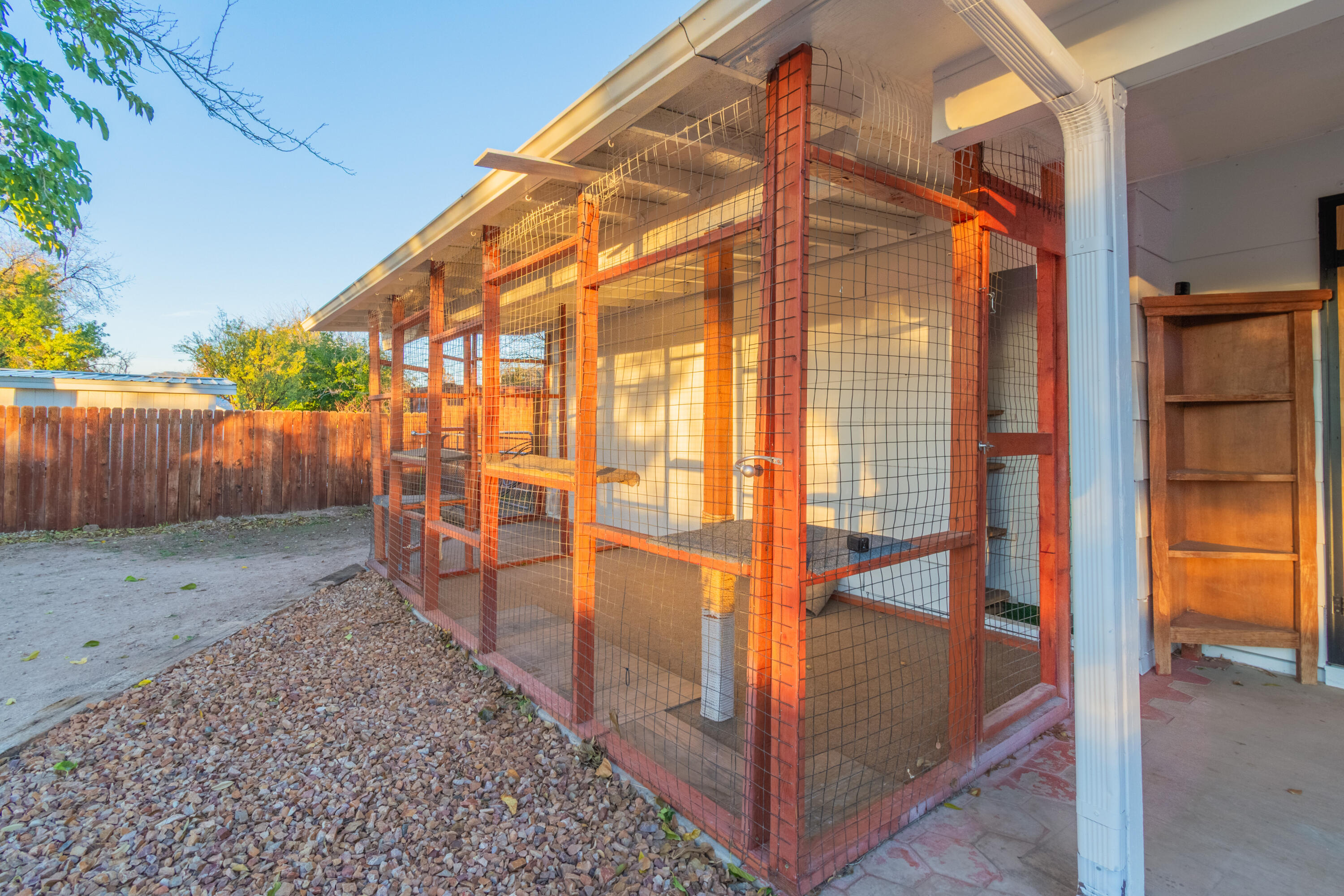 LAVERKIN TOWNSITE AND FIELD - Residential