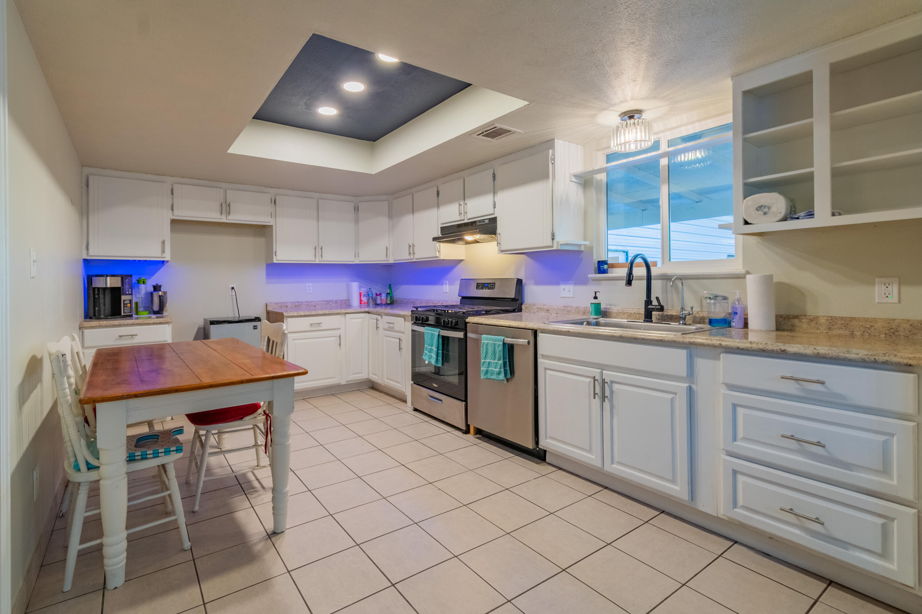 LAVERKIN TOWNSITE AND FIELD - Residential