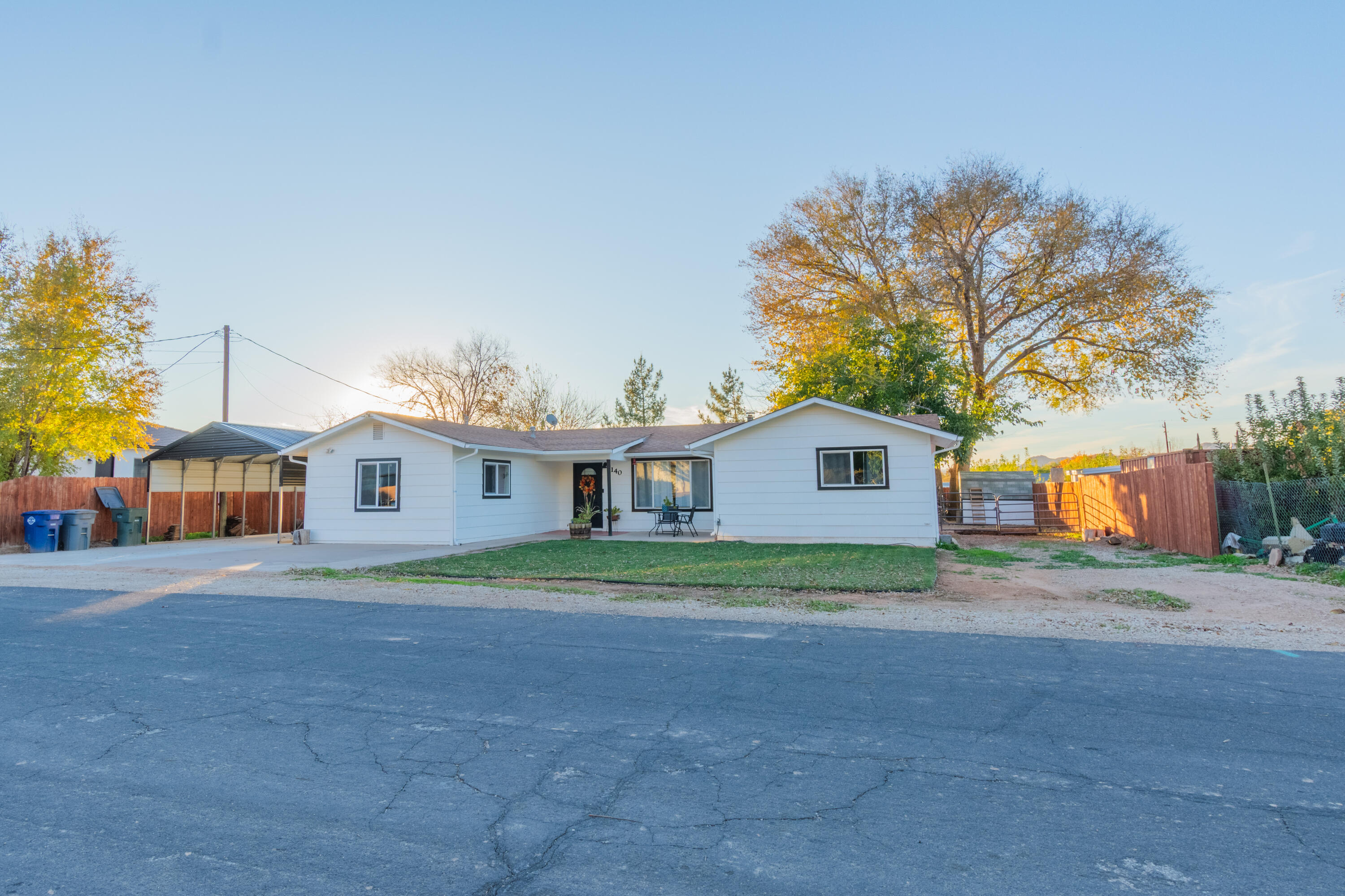 LAVERKIN TOWNSITE AND FIELD - Residential