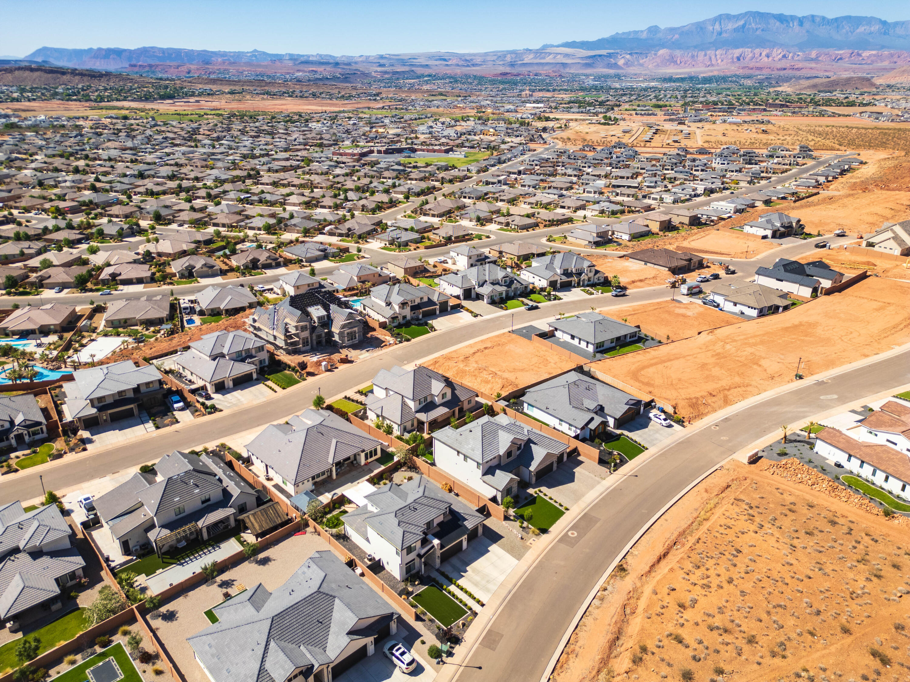 TEAKWOOD - Residential