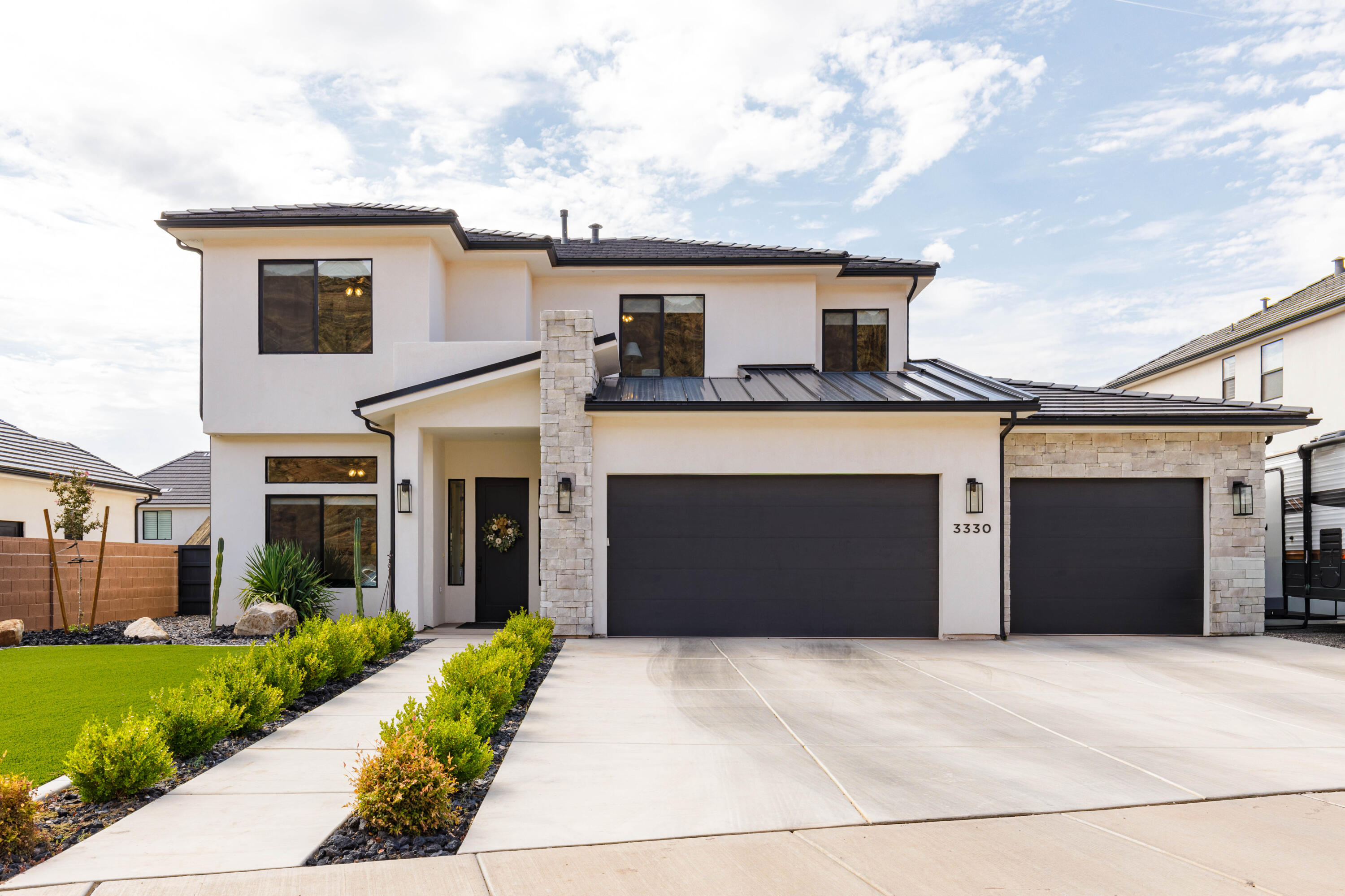 TEAKWOOD - Residential