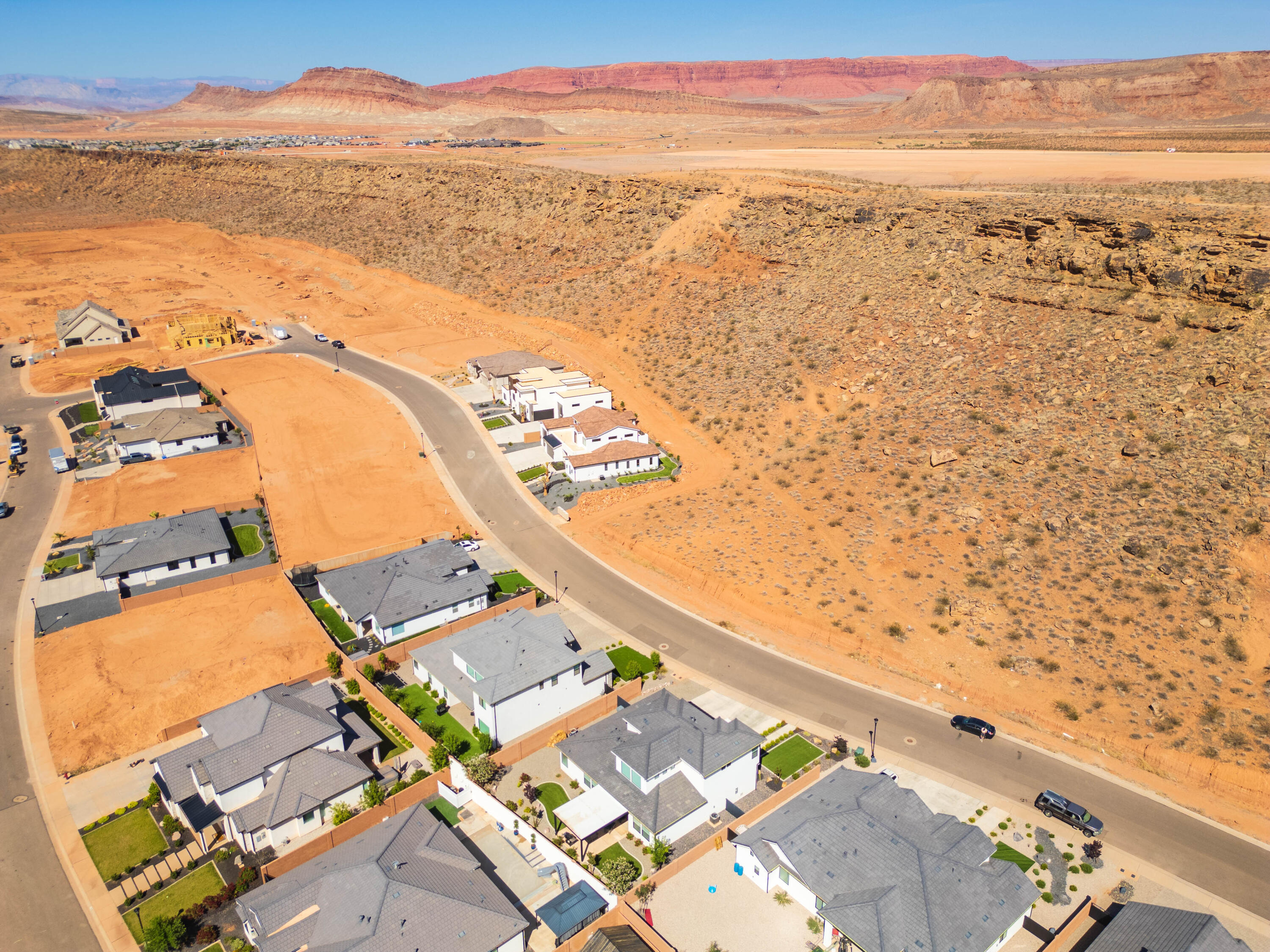 TEAKWOOD - Residential