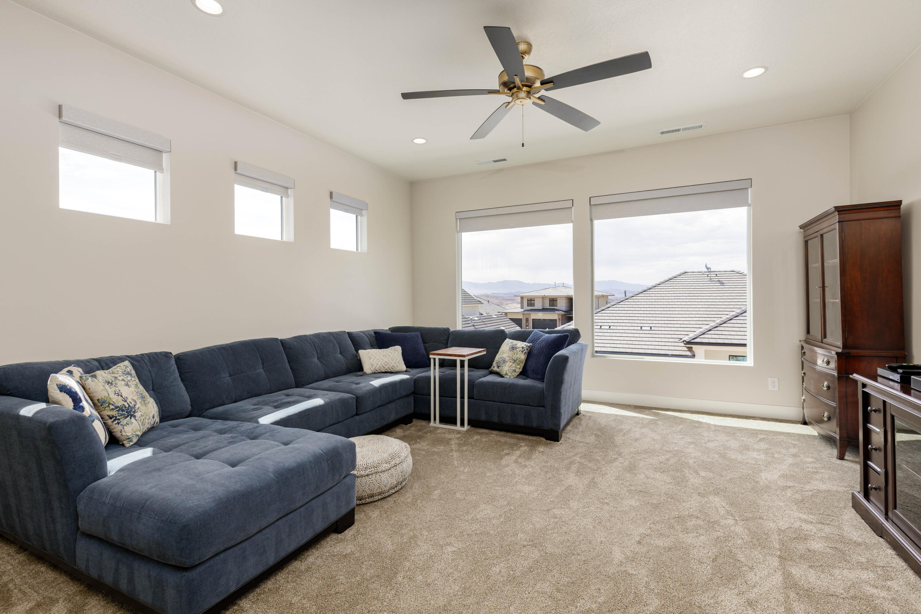 TEAKWOOD - Residential