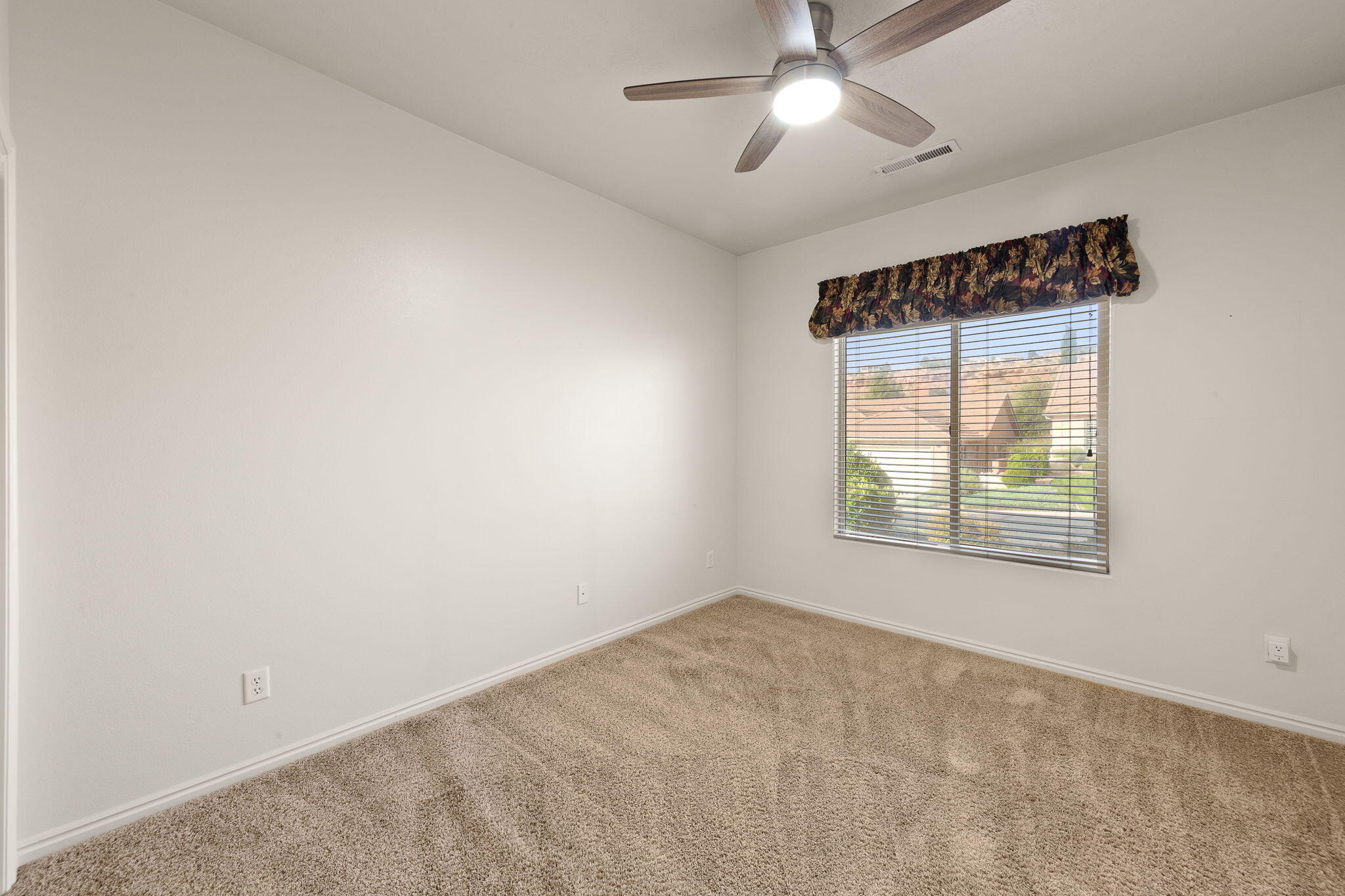 FOX BOROUGH - Residential