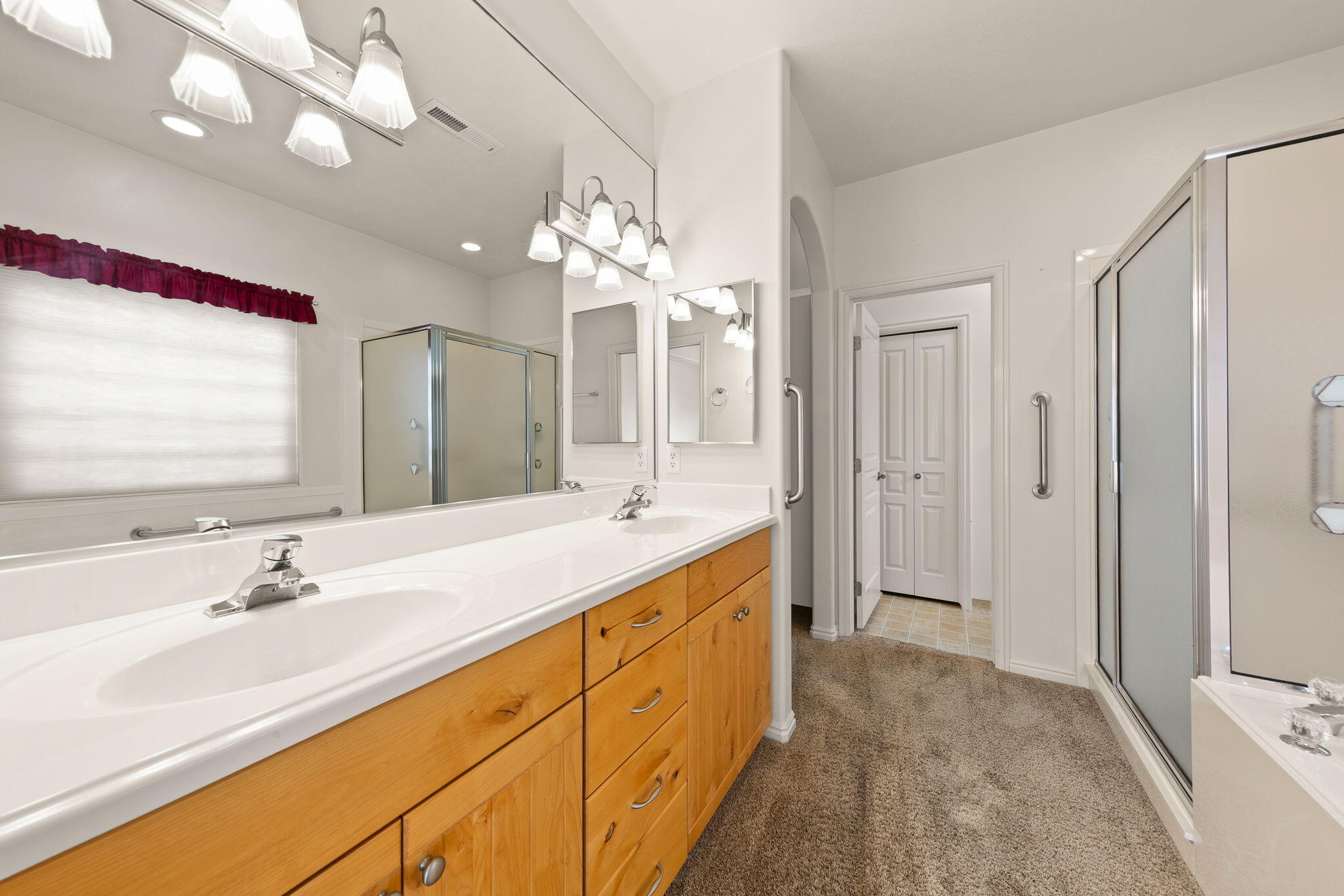 FOX BOROUGH - Residential