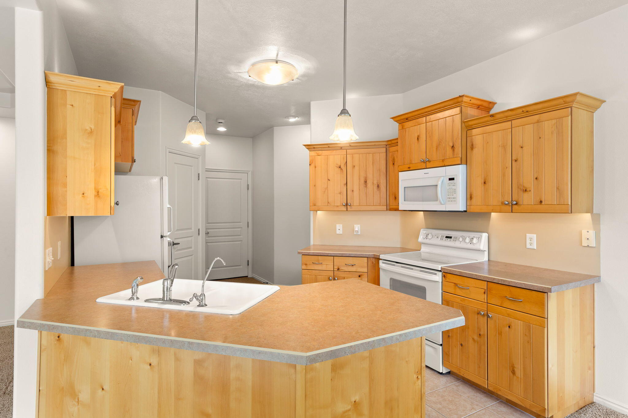 FOX BOROUGH - Residential