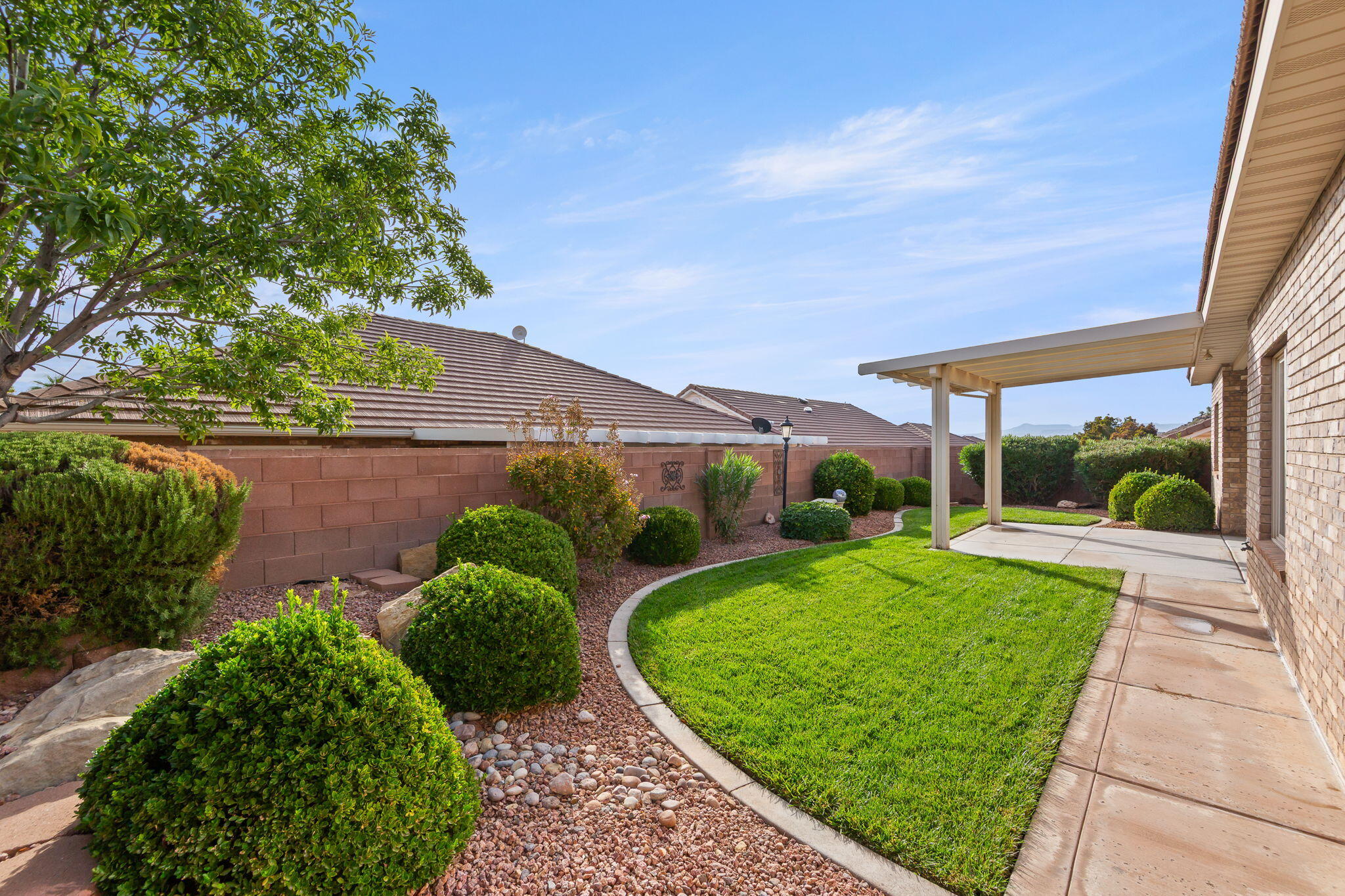 FOX BOROUGH - Residential