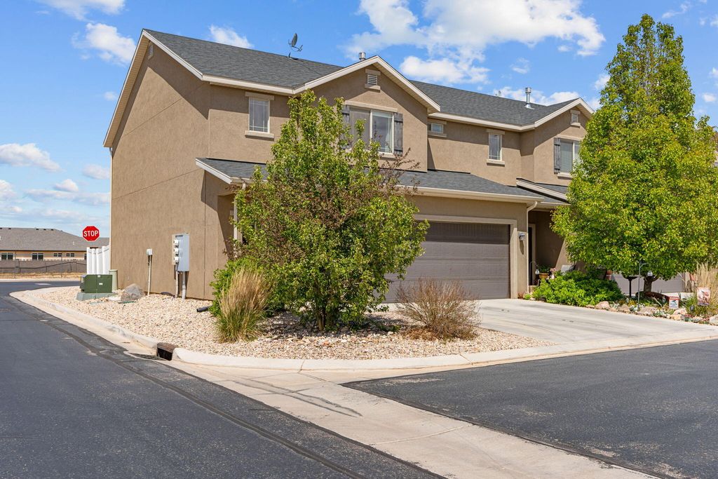 Photo of 3064 W 1750 N #4, Cedar City, UT 84721 (MLS # 26-271852)
