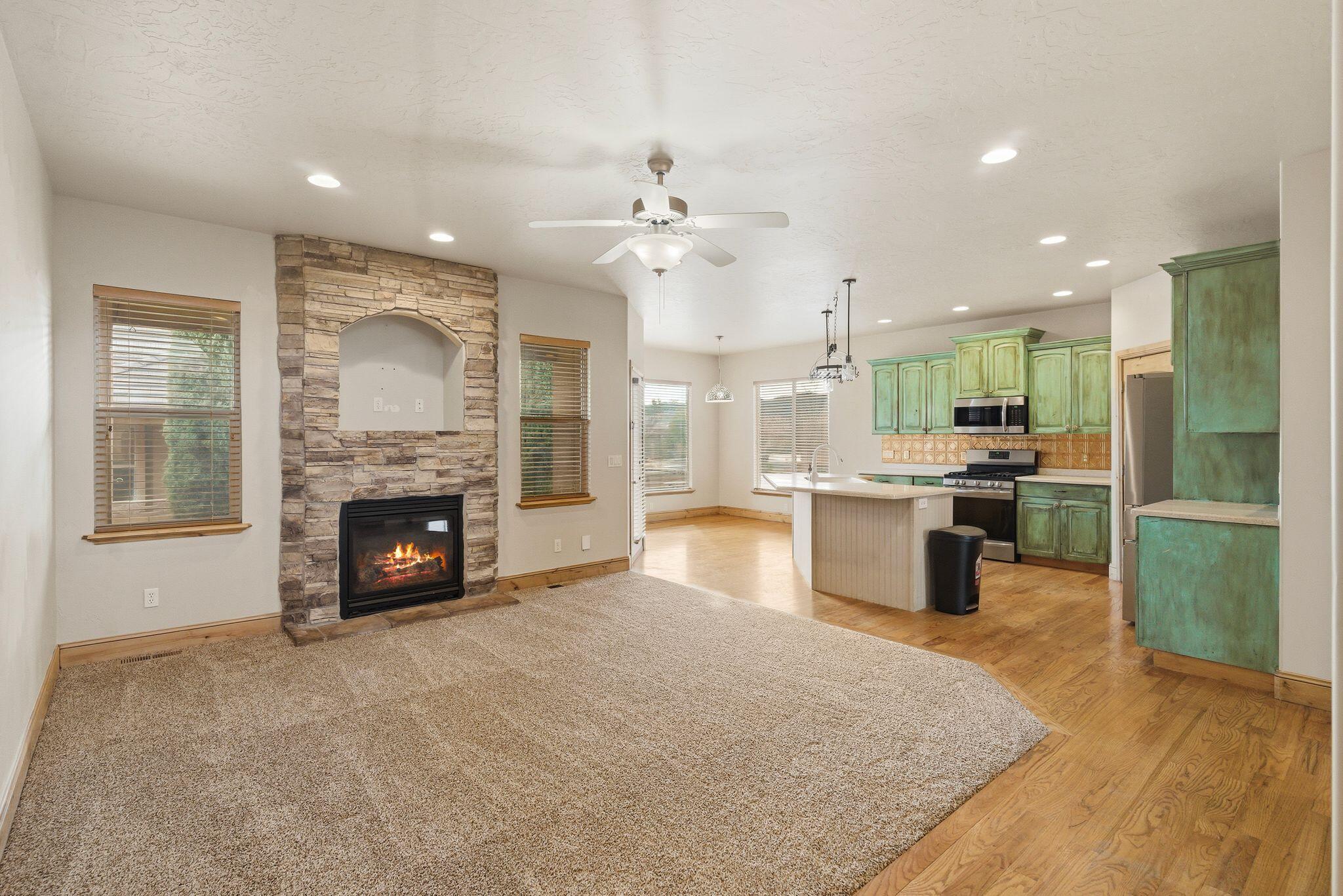 VILLAGE ON THE HEIGHTS - Residential