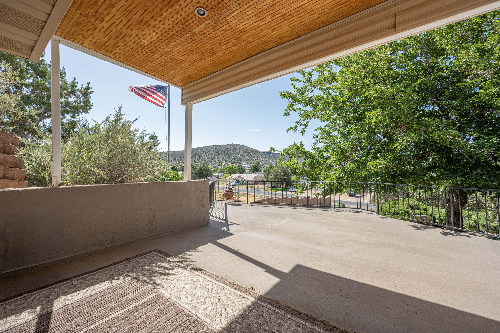 DIAMOND VALLEY ACRES - Residential