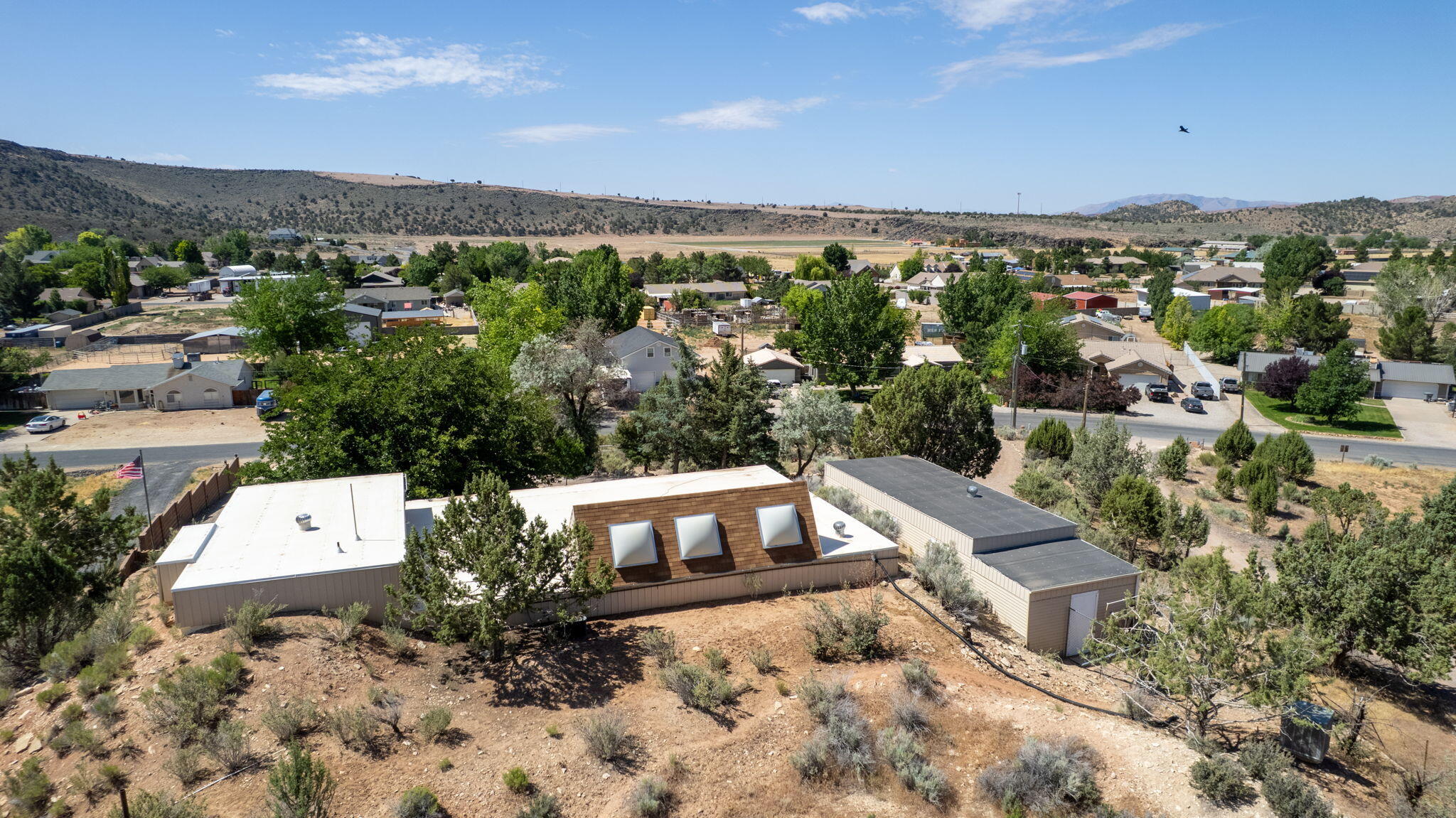 DIAMOND VALLEY ACRES - Residential