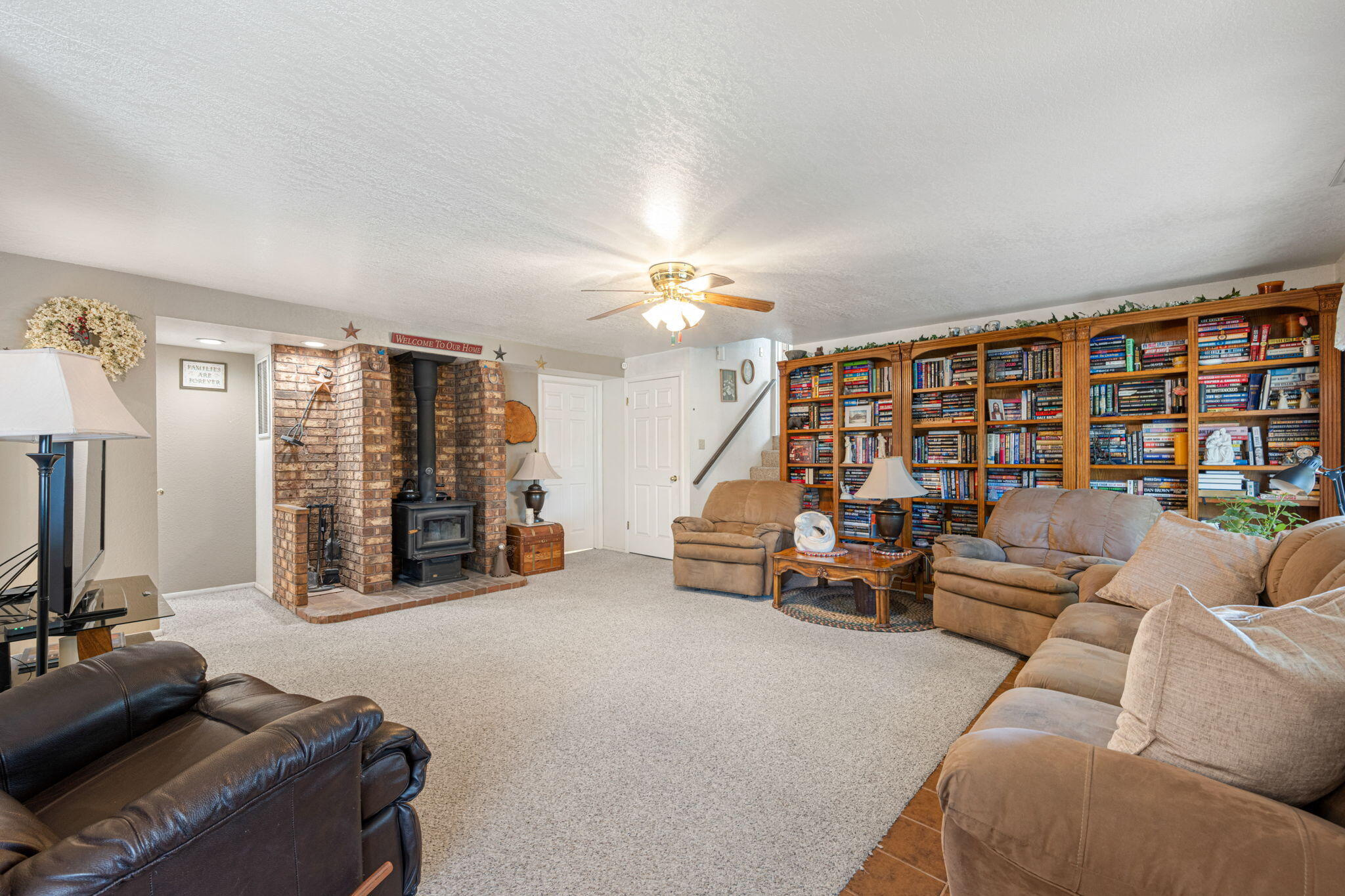 DIAMOND VALLEY ACRES - Residential