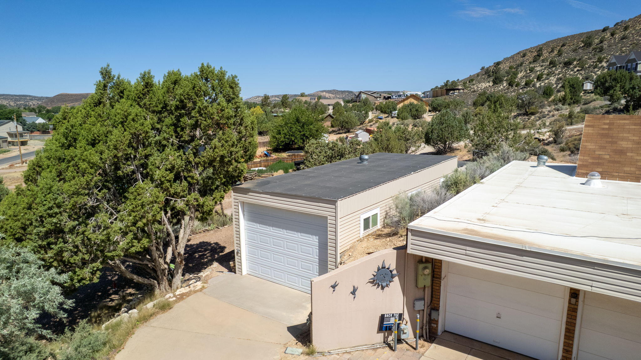 DIAMOND VALLEY ACRES - Residential