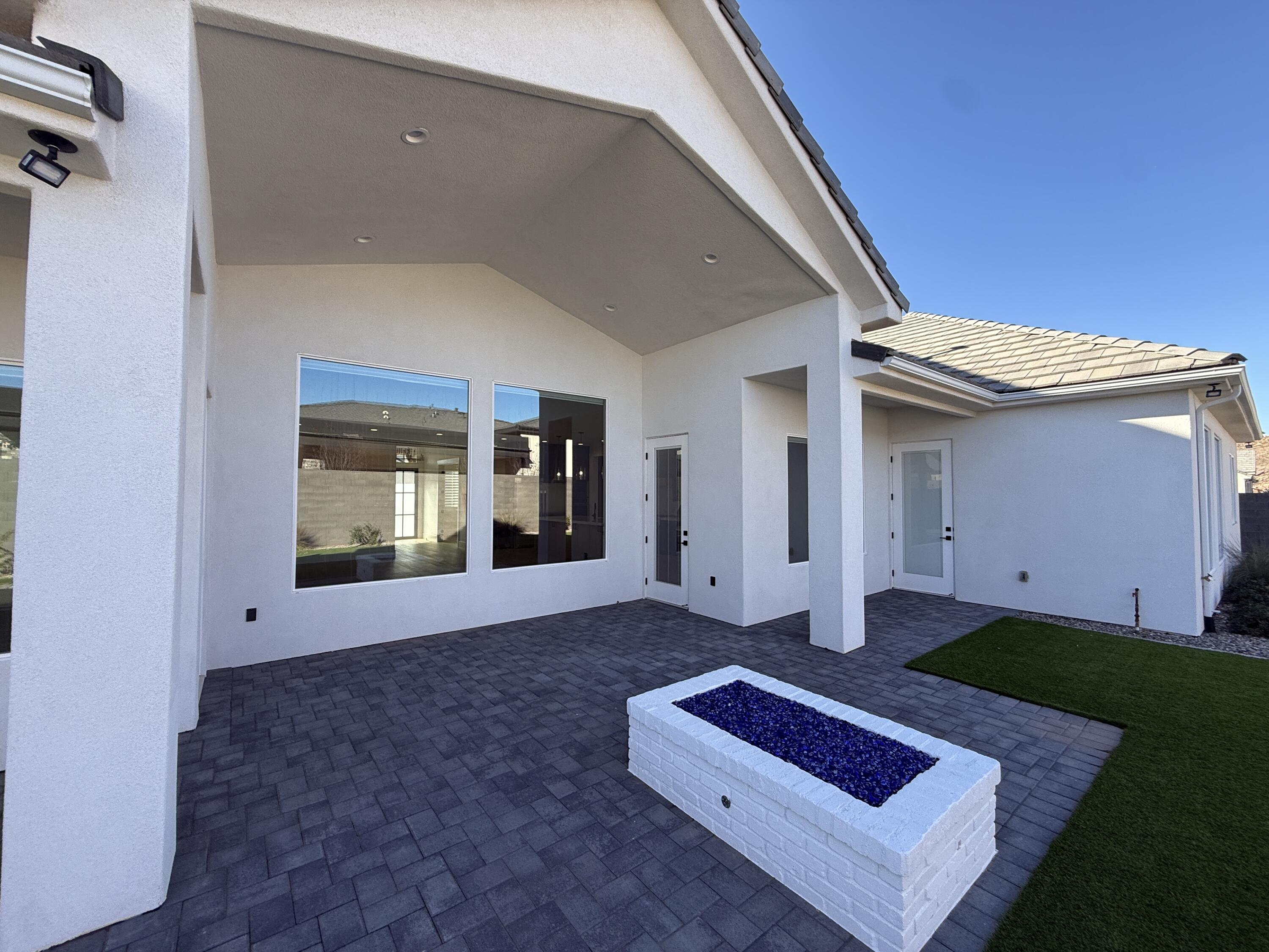 SYCAMORE VILLAGE - Residential