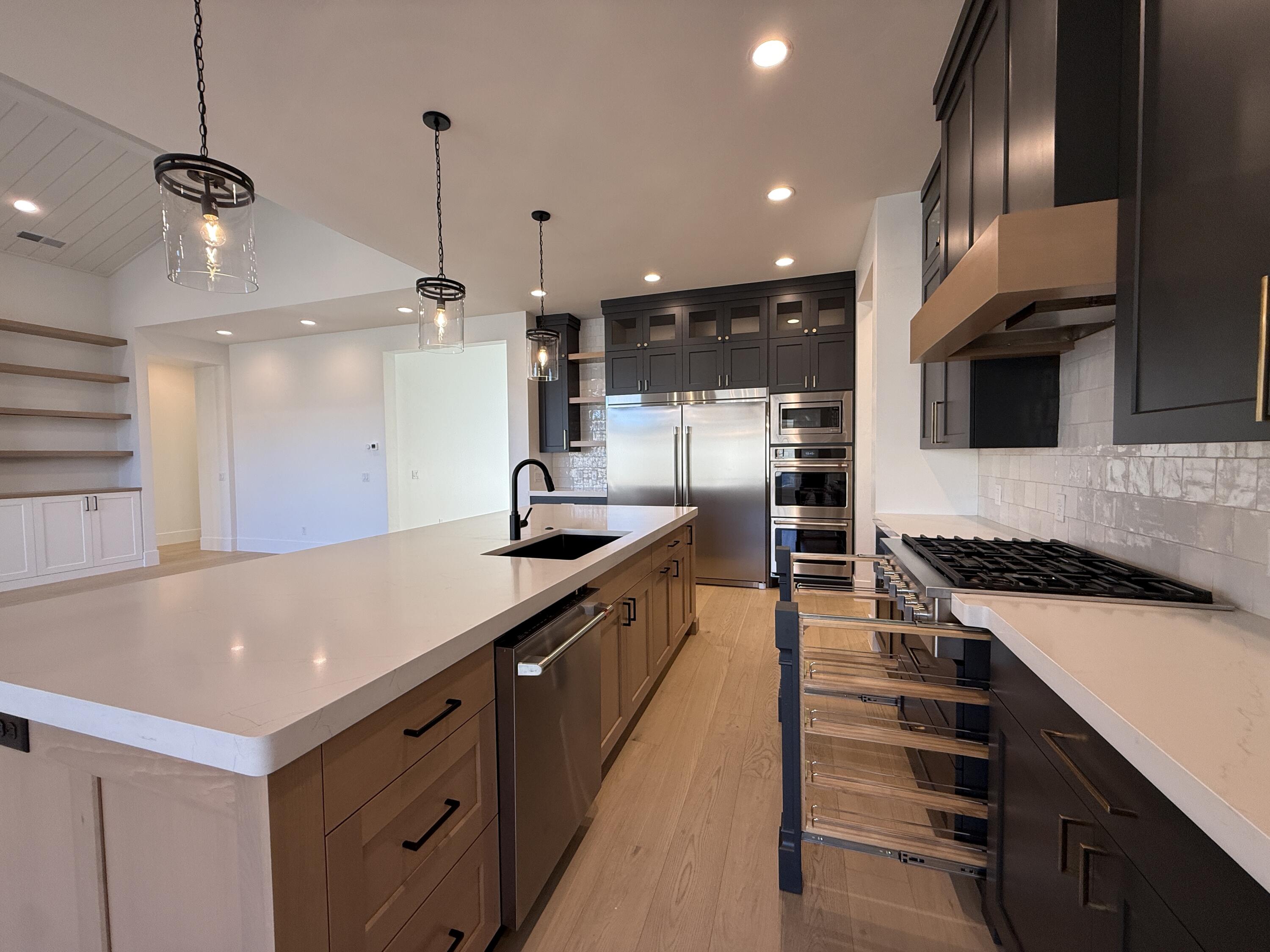 SYCAMORE VILLAGE - Residential