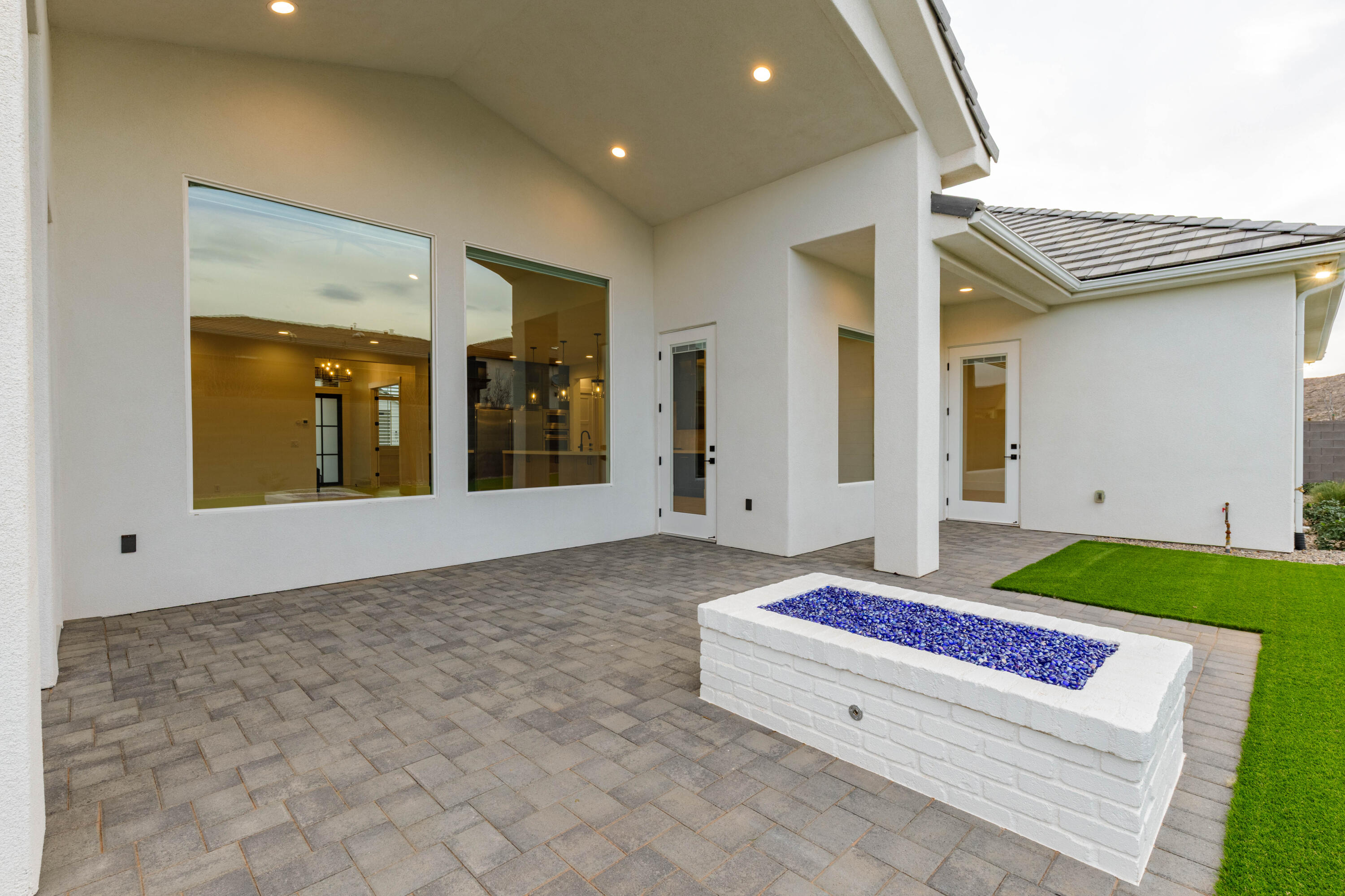 SYCAMORE VILLAGE - Residential