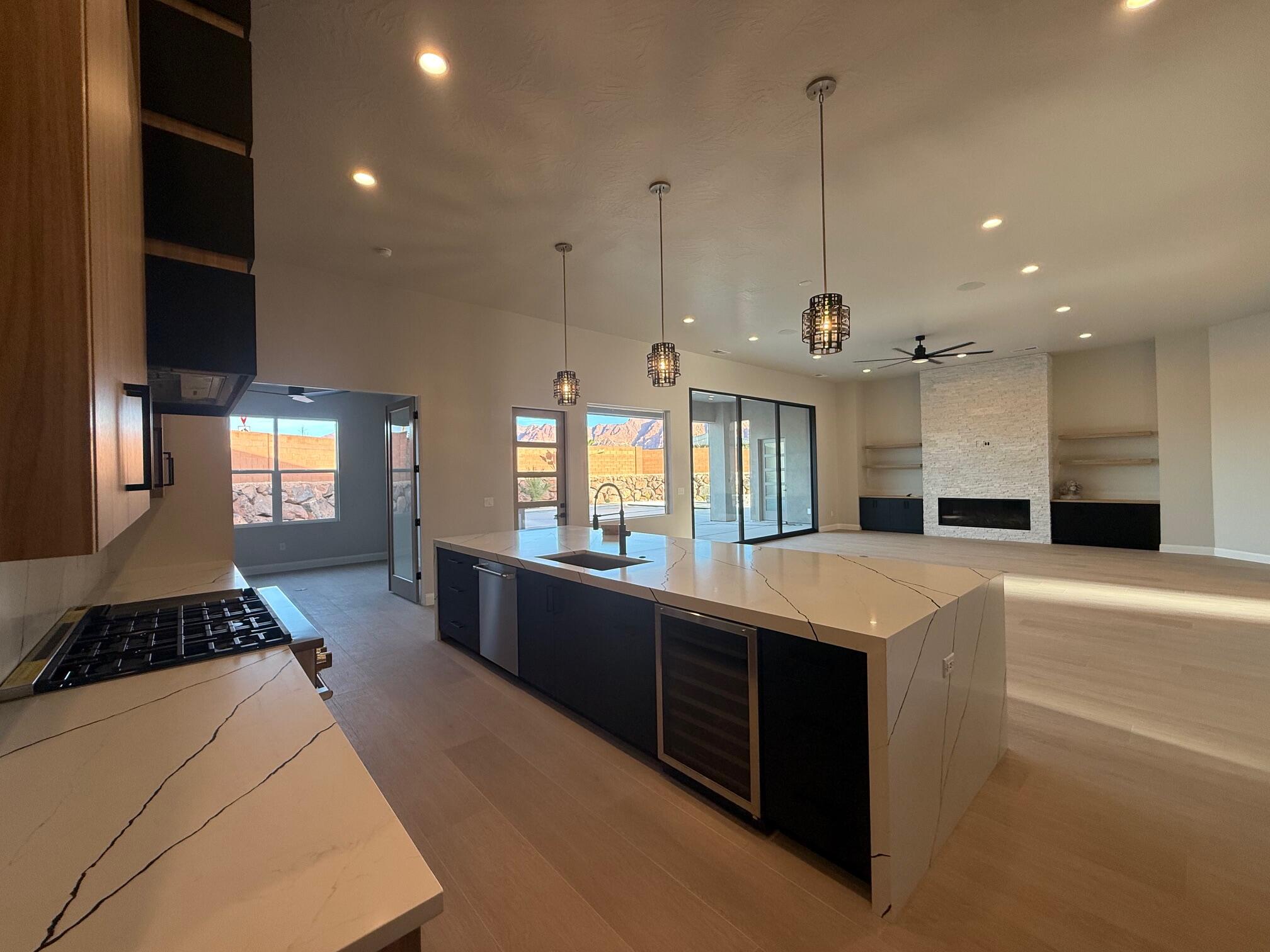 ONYX VALLEY - Residential