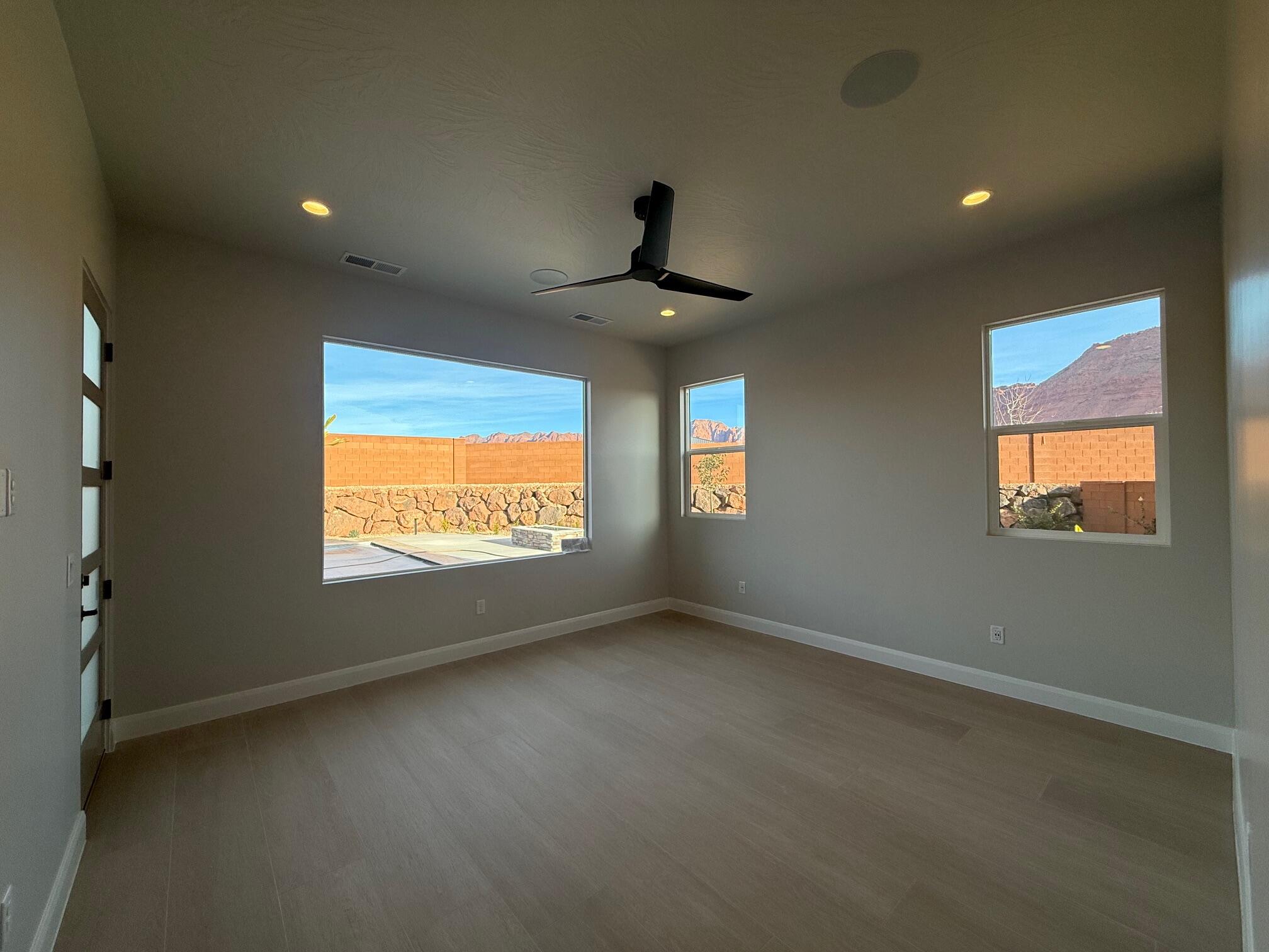 ONYX VALLEY - Residential