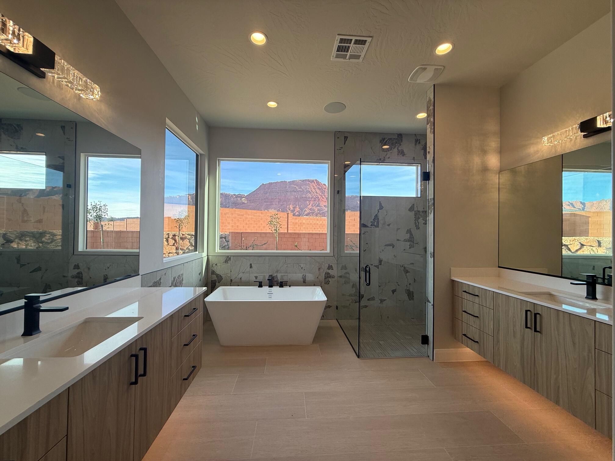 ONYX VALLEY - Residential