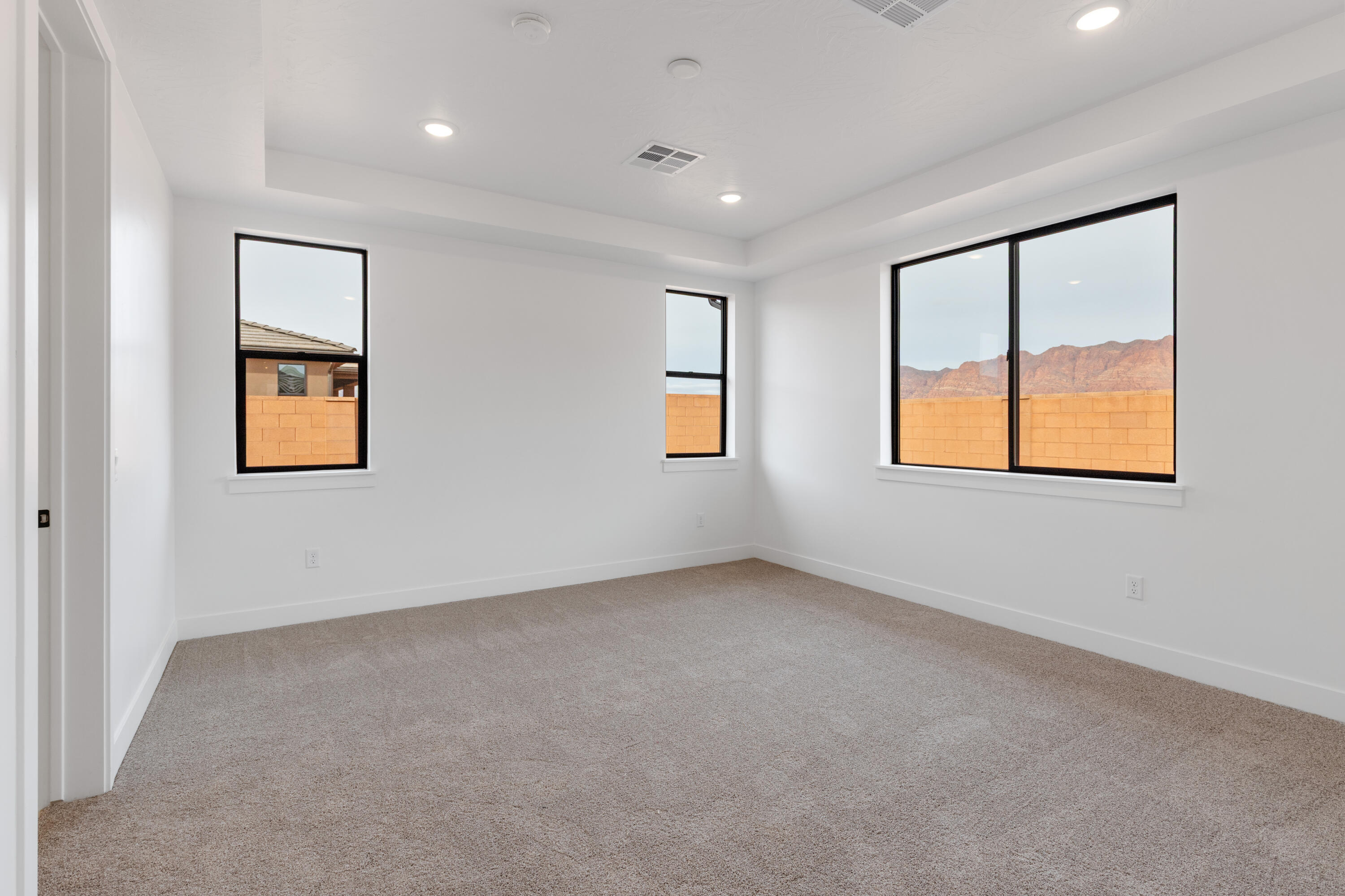 DESERT COVE ESTATES - Residential