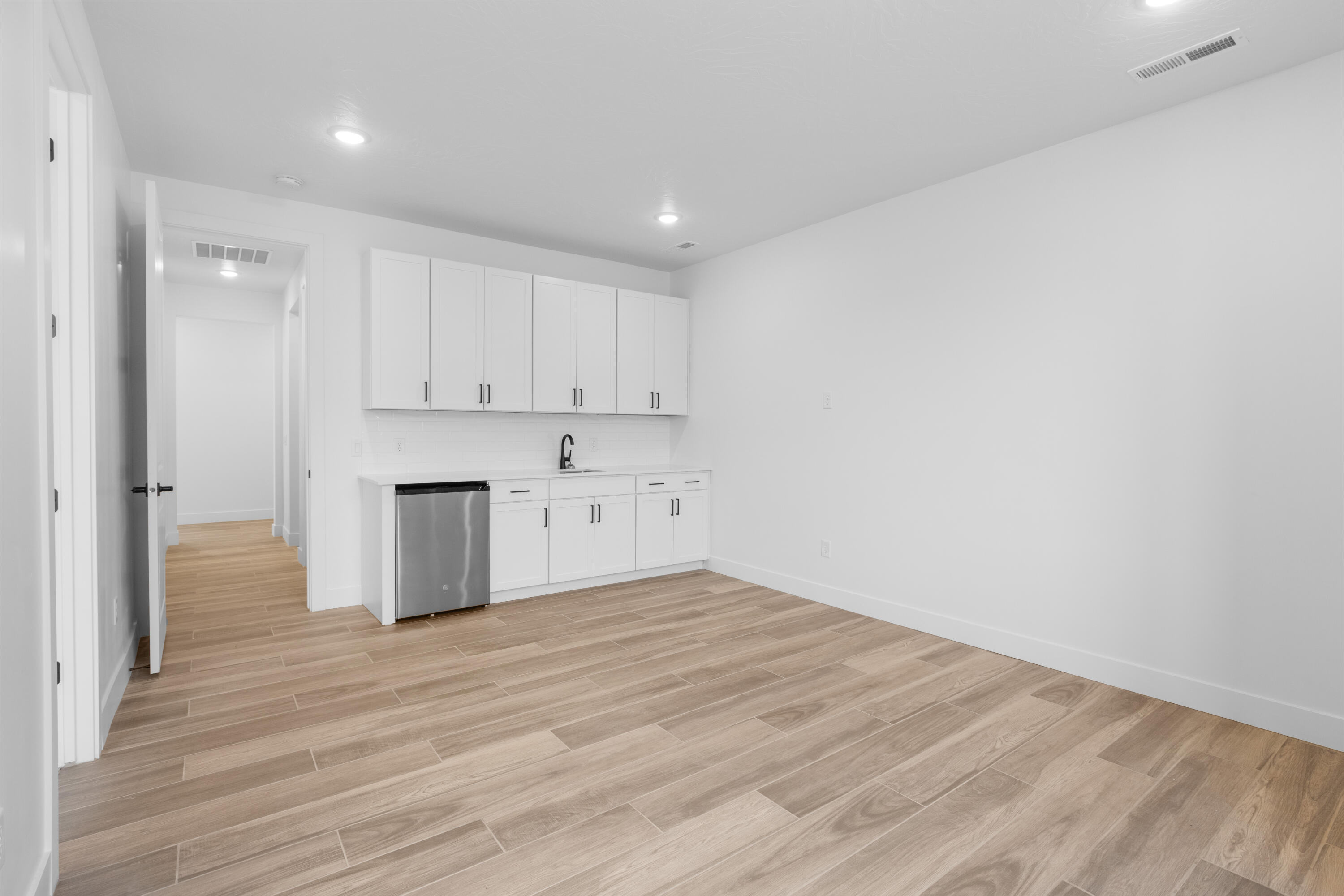 DESERT COVE ESTATES - Residential