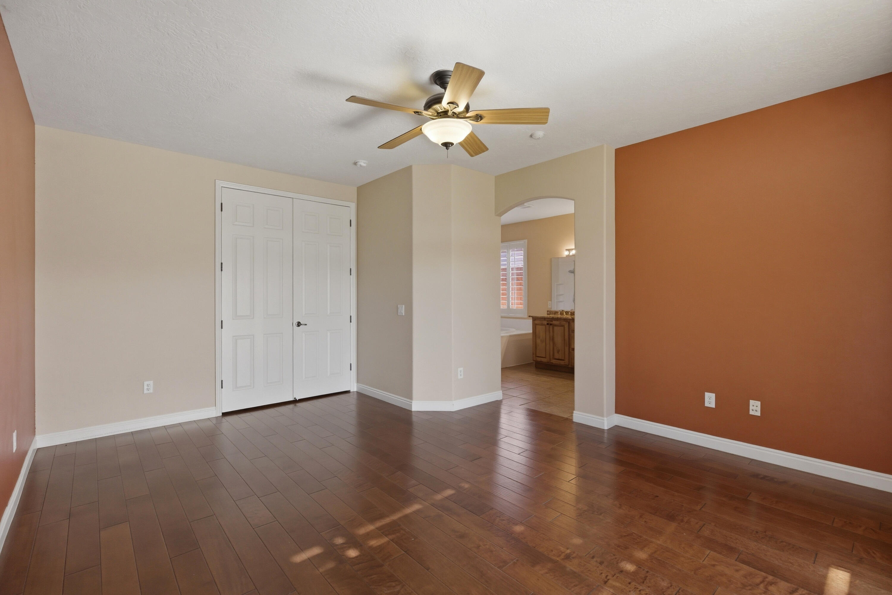 CORAL CANYON - Residential