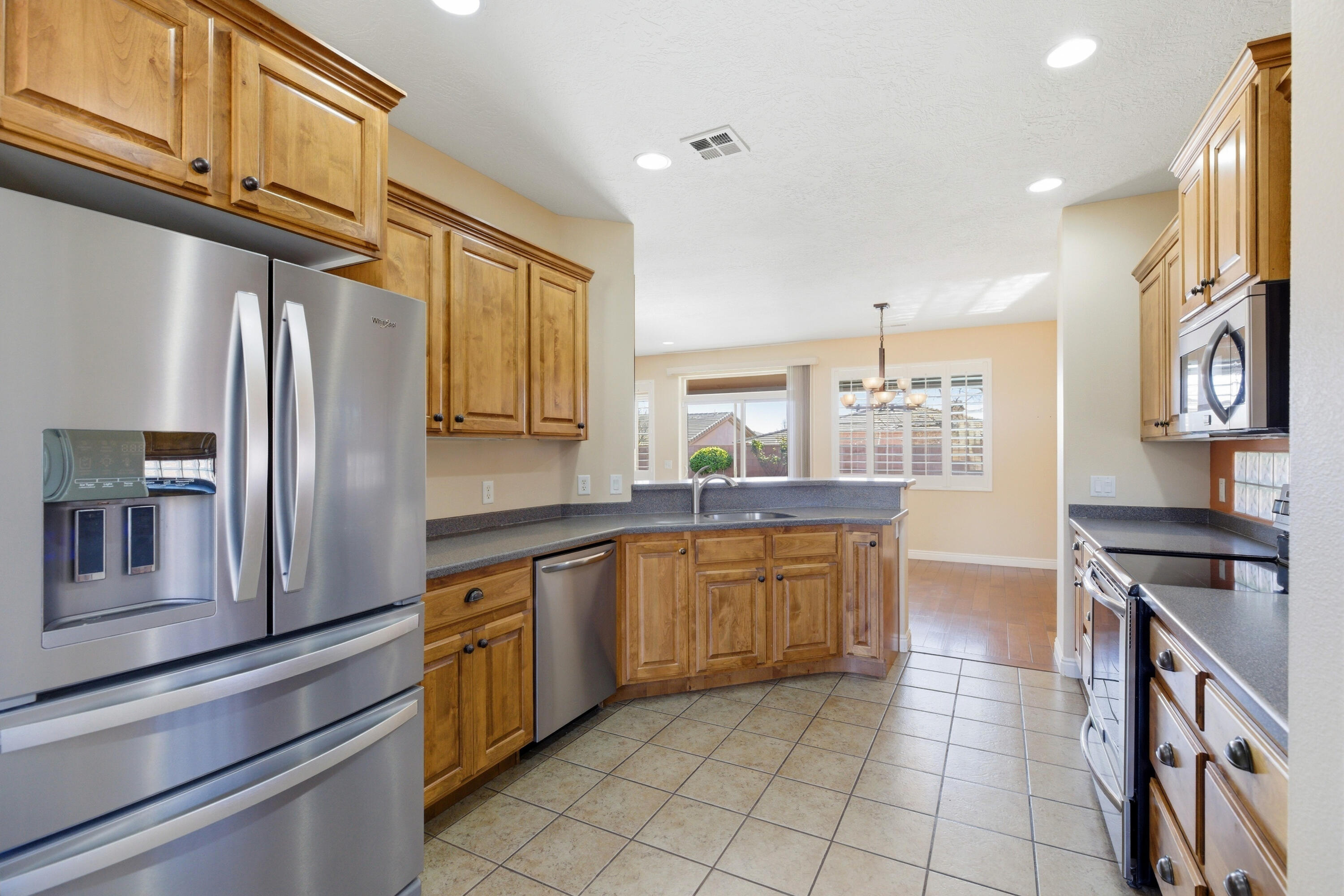 CORAL CANYON - Residential