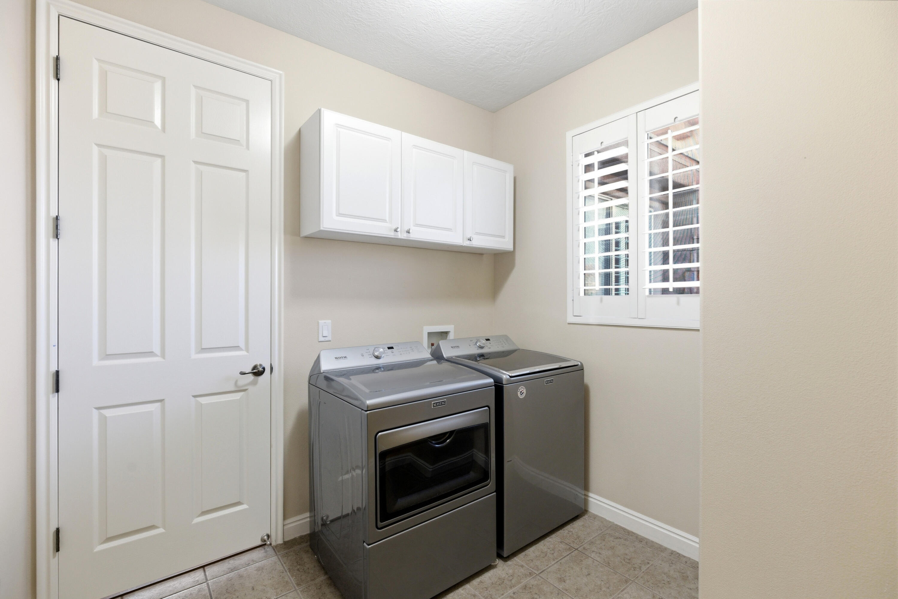 CORAL CANYON - Residential