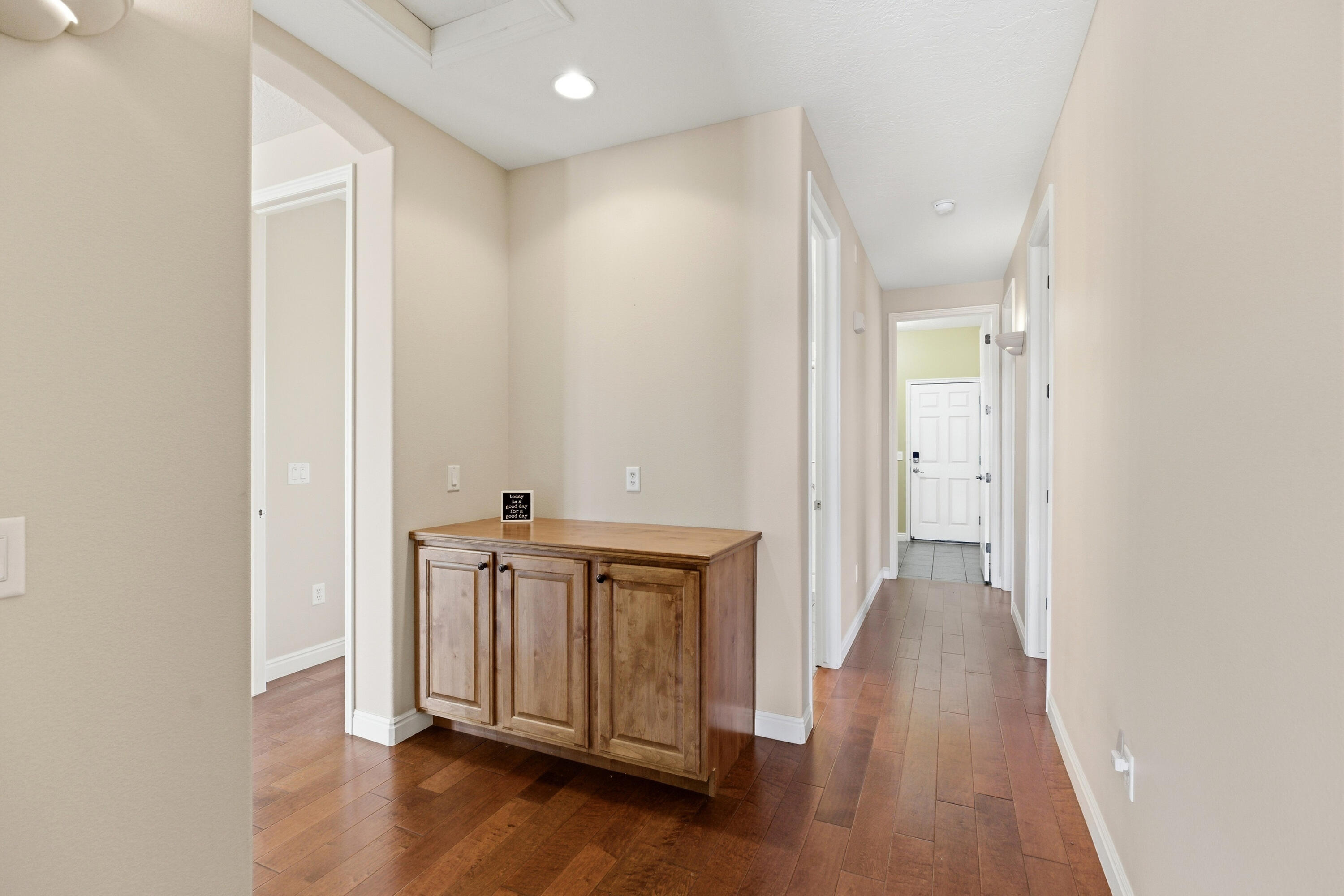 CORAL CANYON - Residential