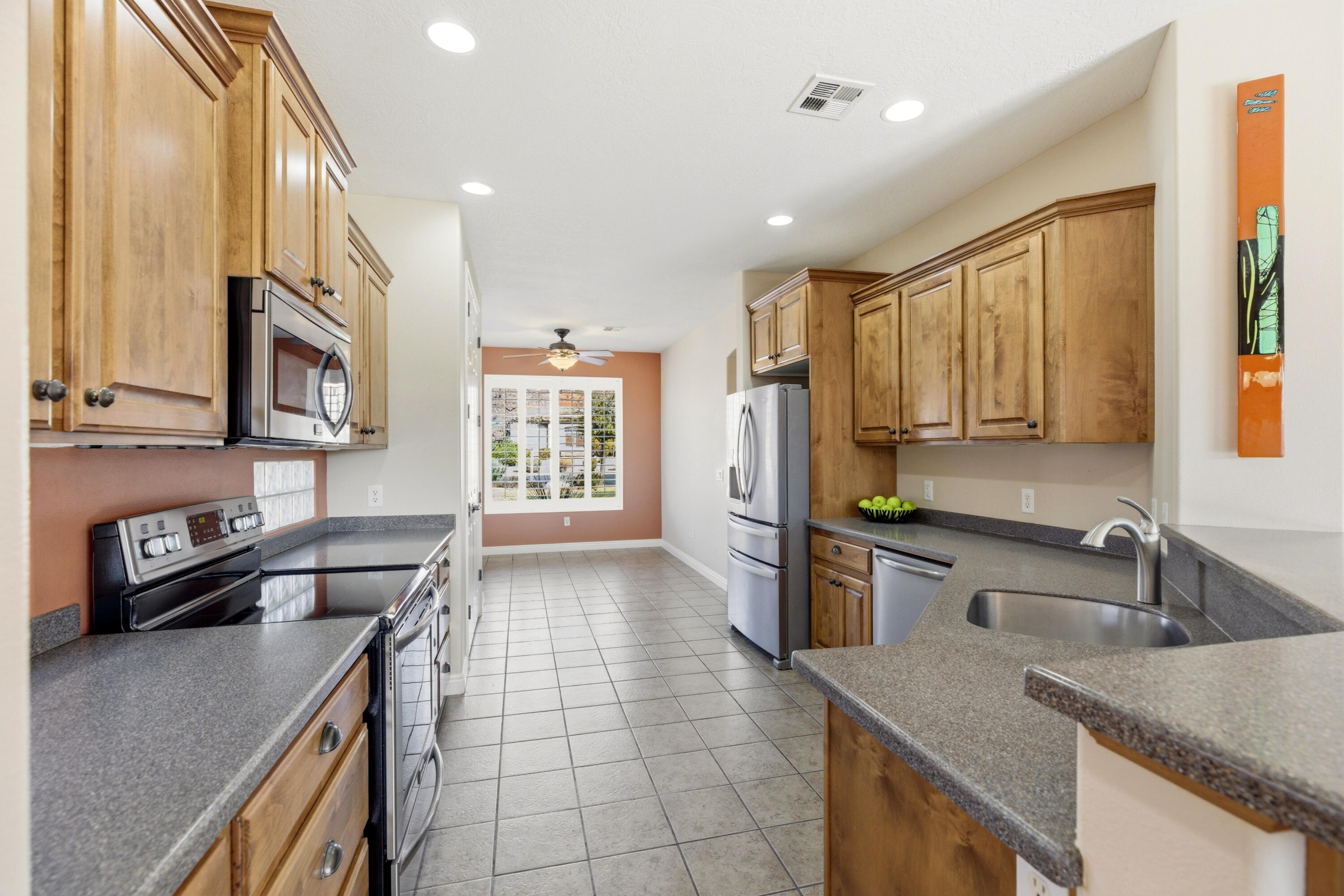 CORAL CANYON - Residential