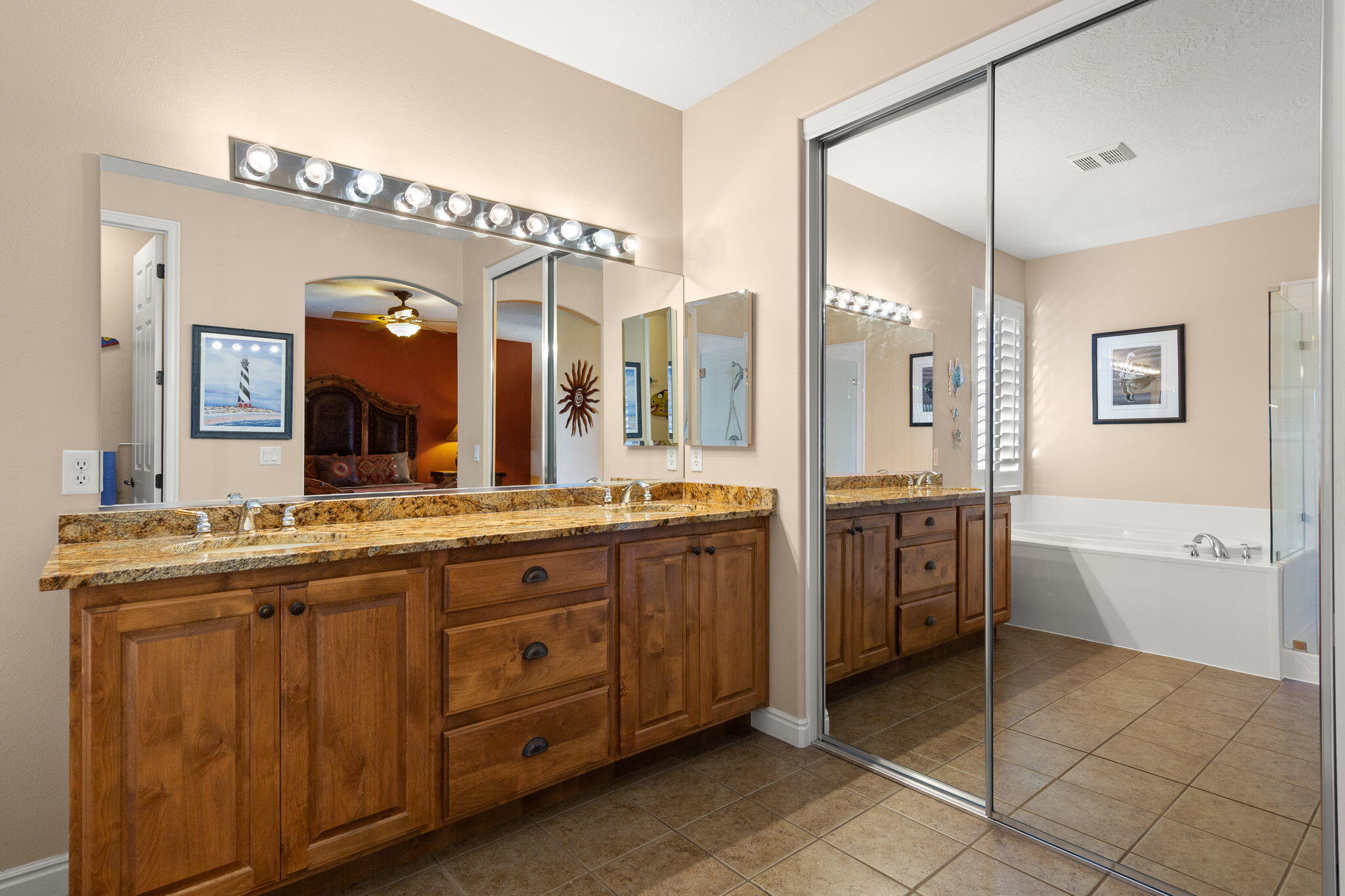 CORAL CANYON - Residential