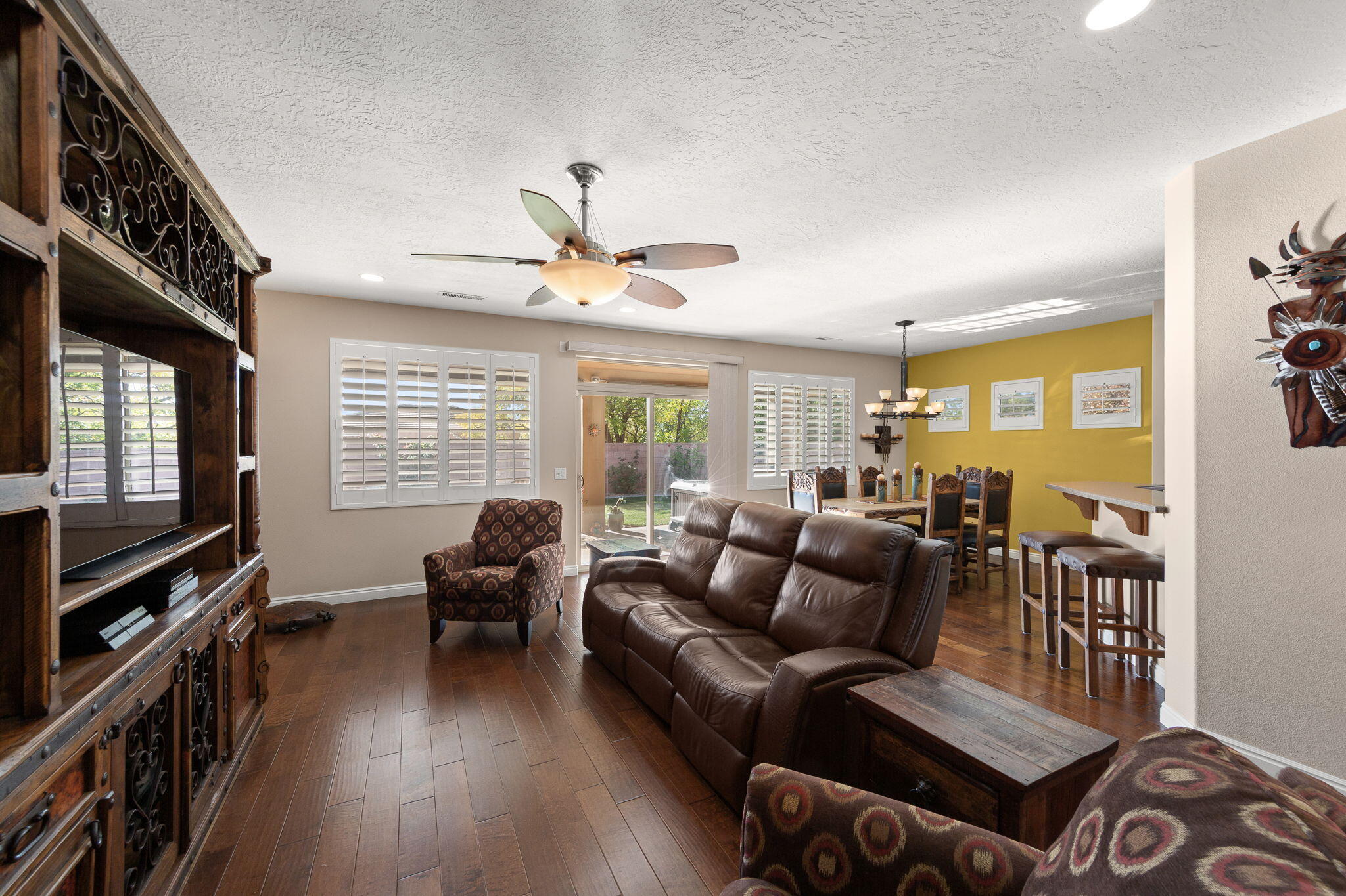 CORAL CANYON - Residential