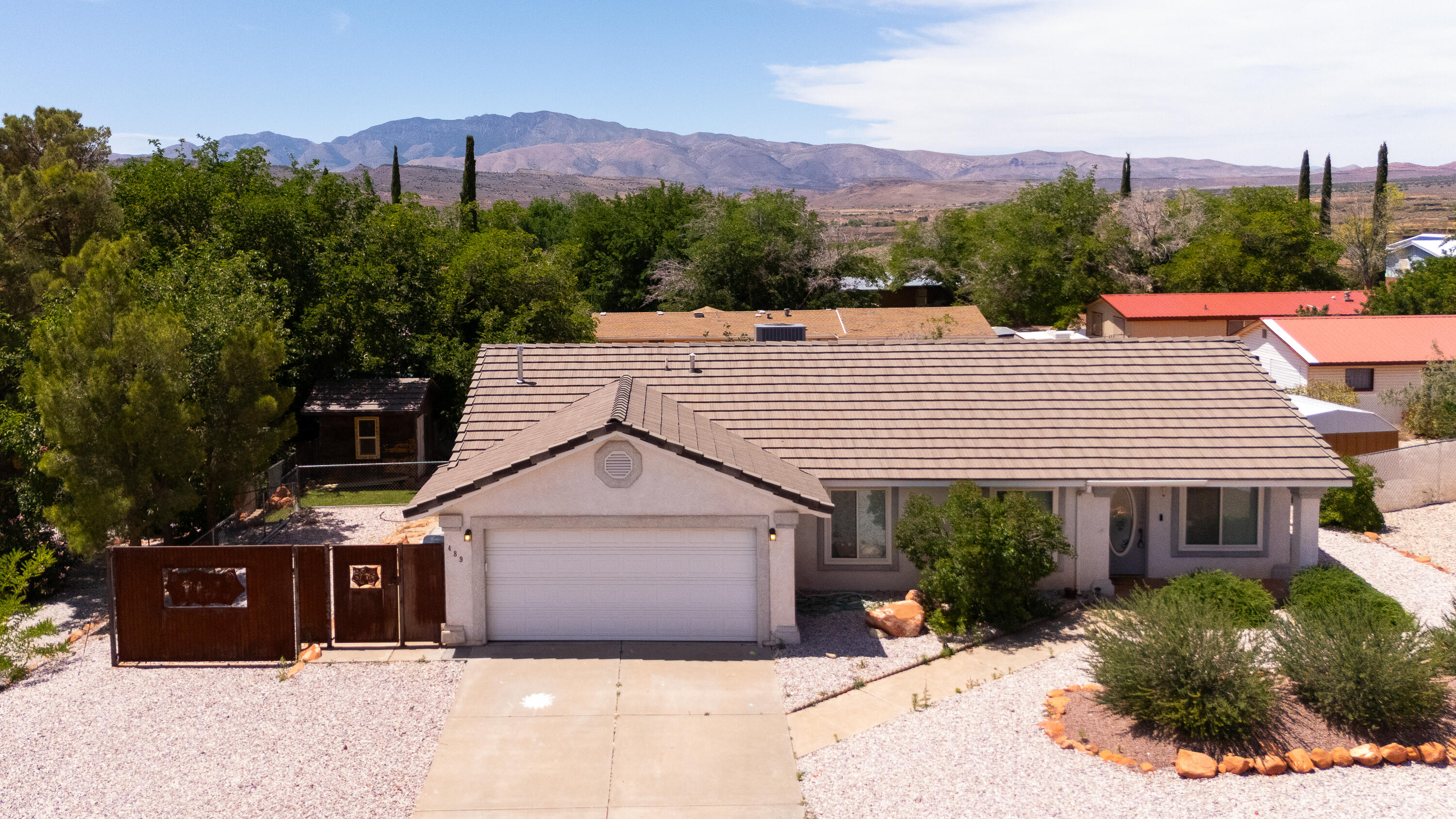 SUMMIT RIDGE - Residential