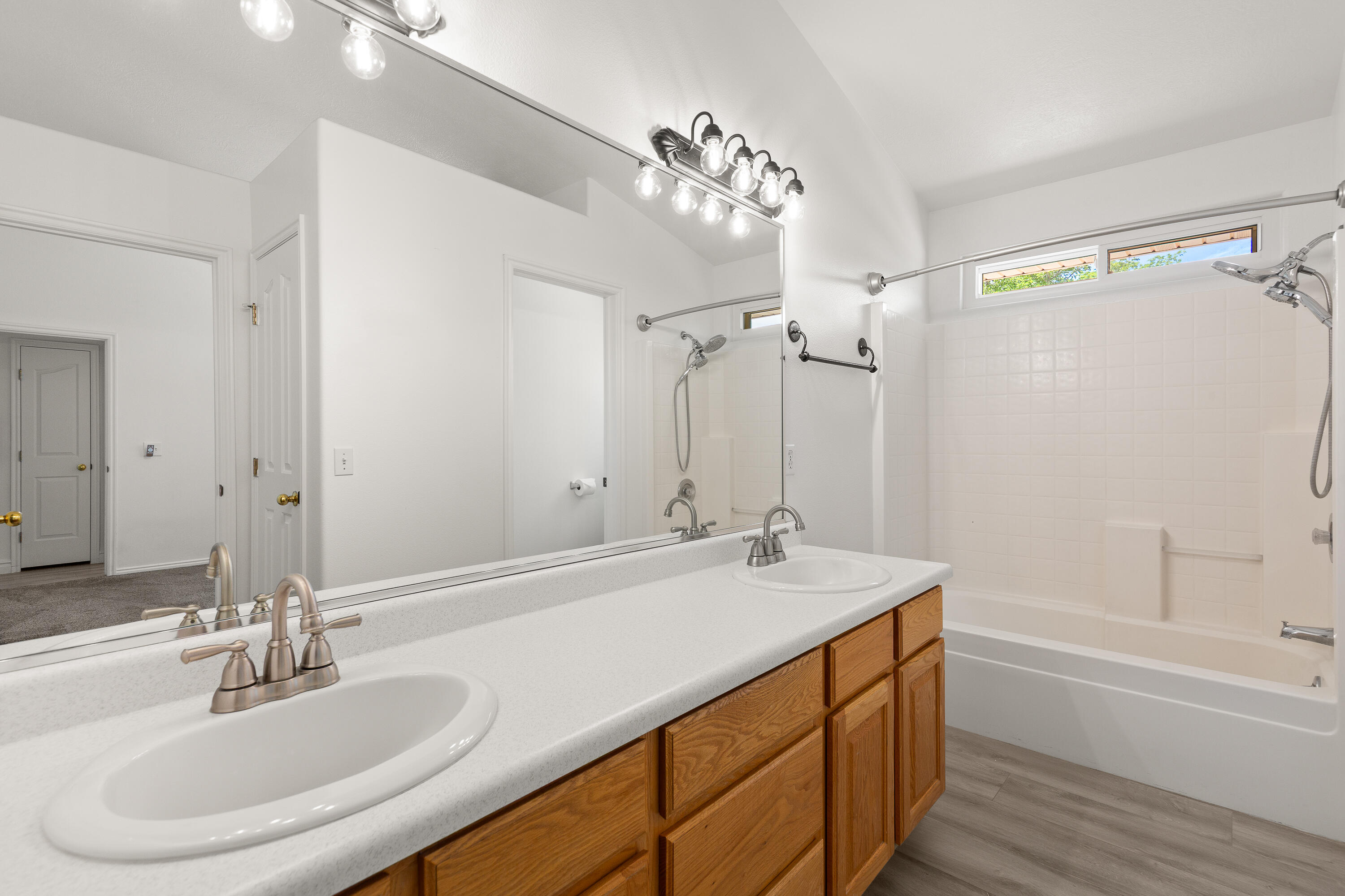 SUMMIT RIDGE - Residential