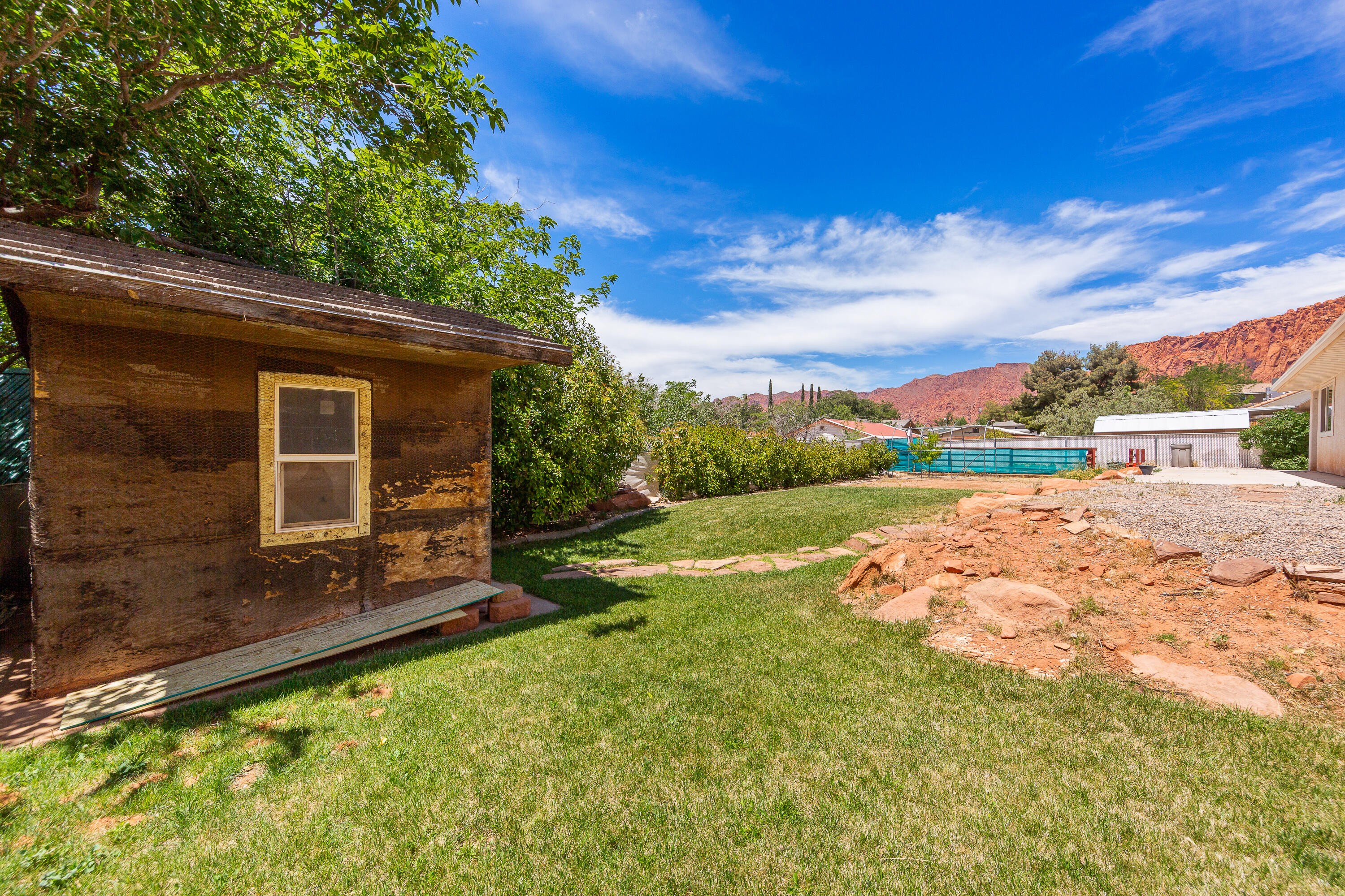 SUMMIT RIDGE - Residential