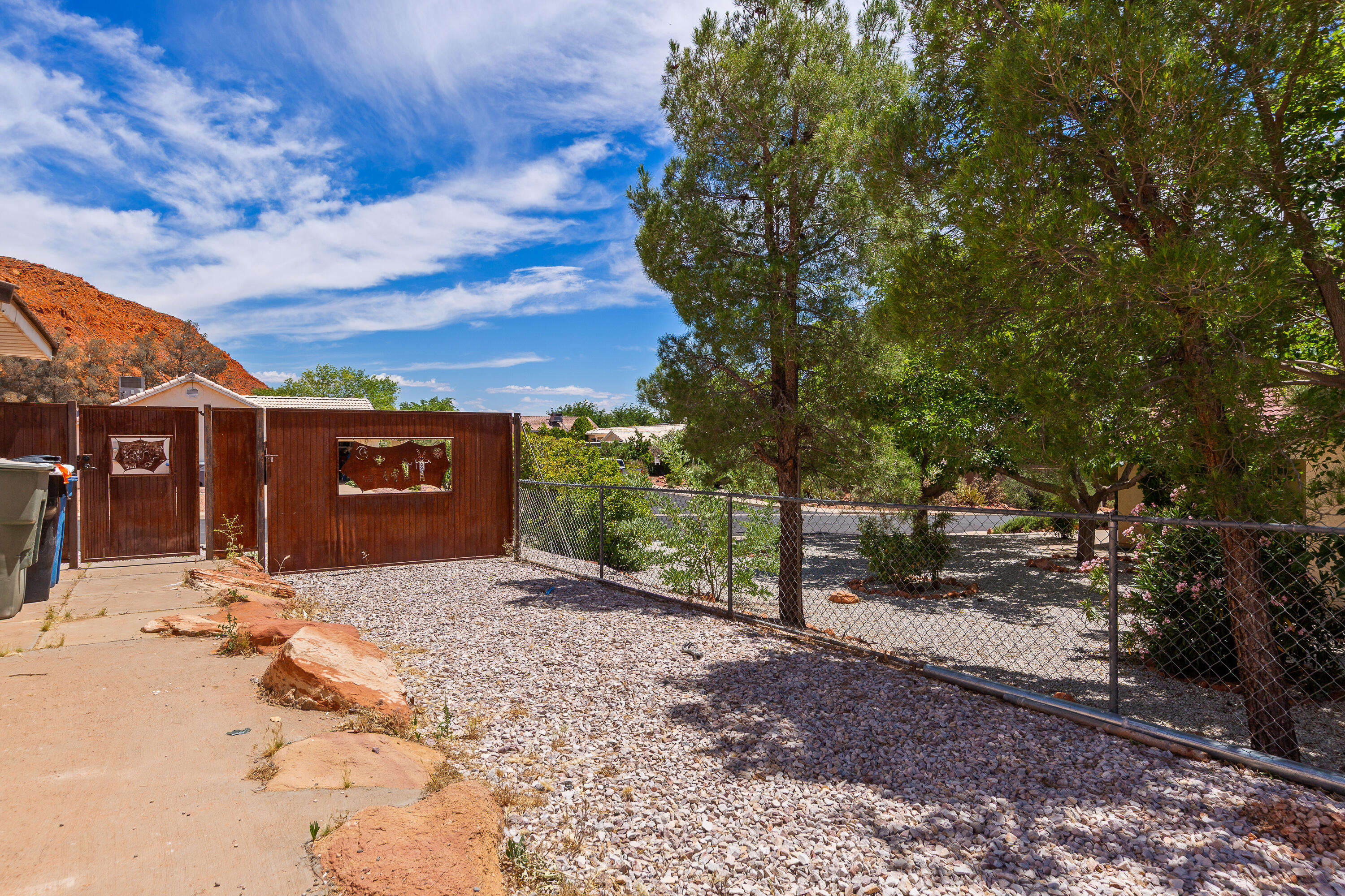 SUMMIT RIDGE - Residential