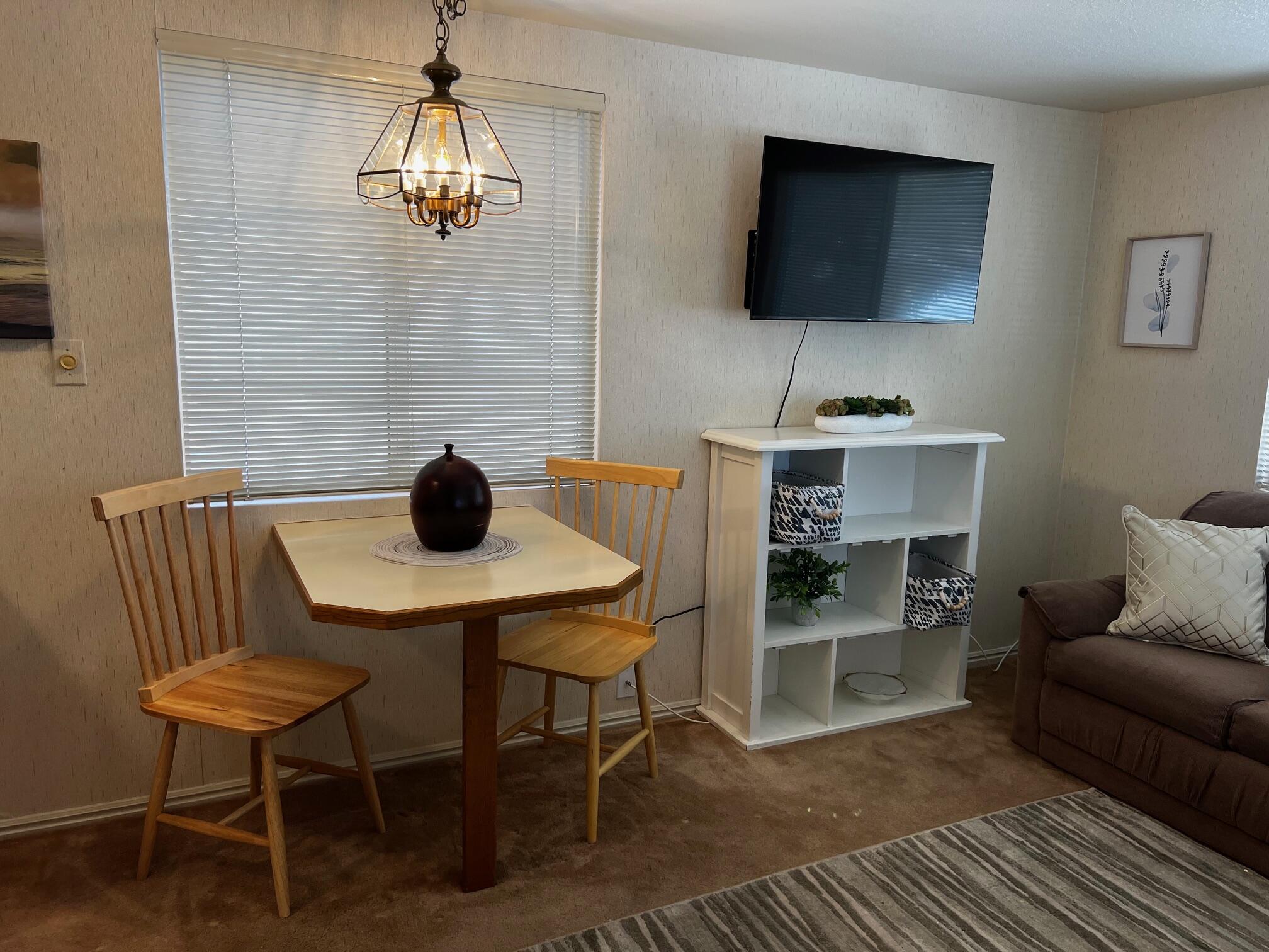 TWIN LAKES RV PARK - Residential